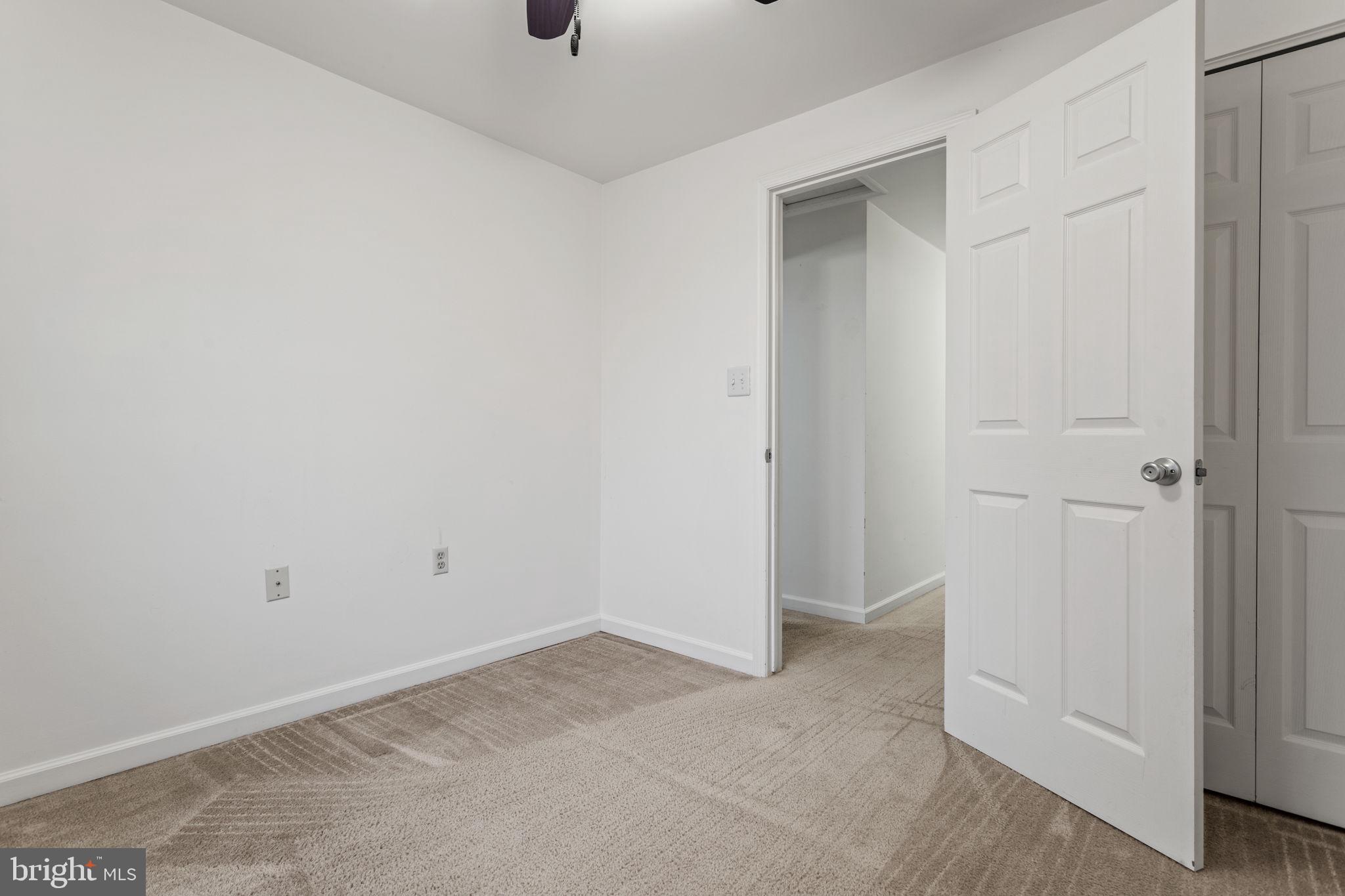 COLONY VILLAGE - Residential Lease