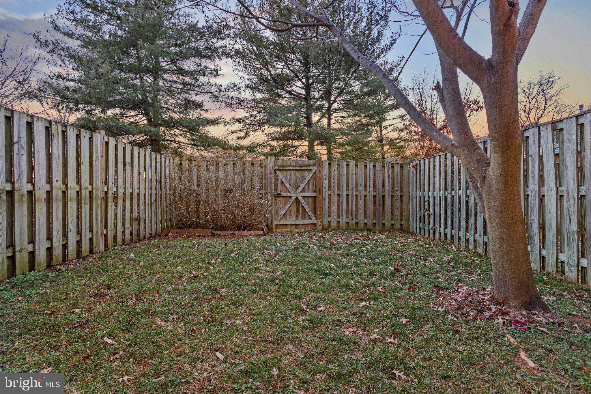 COLONY VILLAGE - Residential Lease