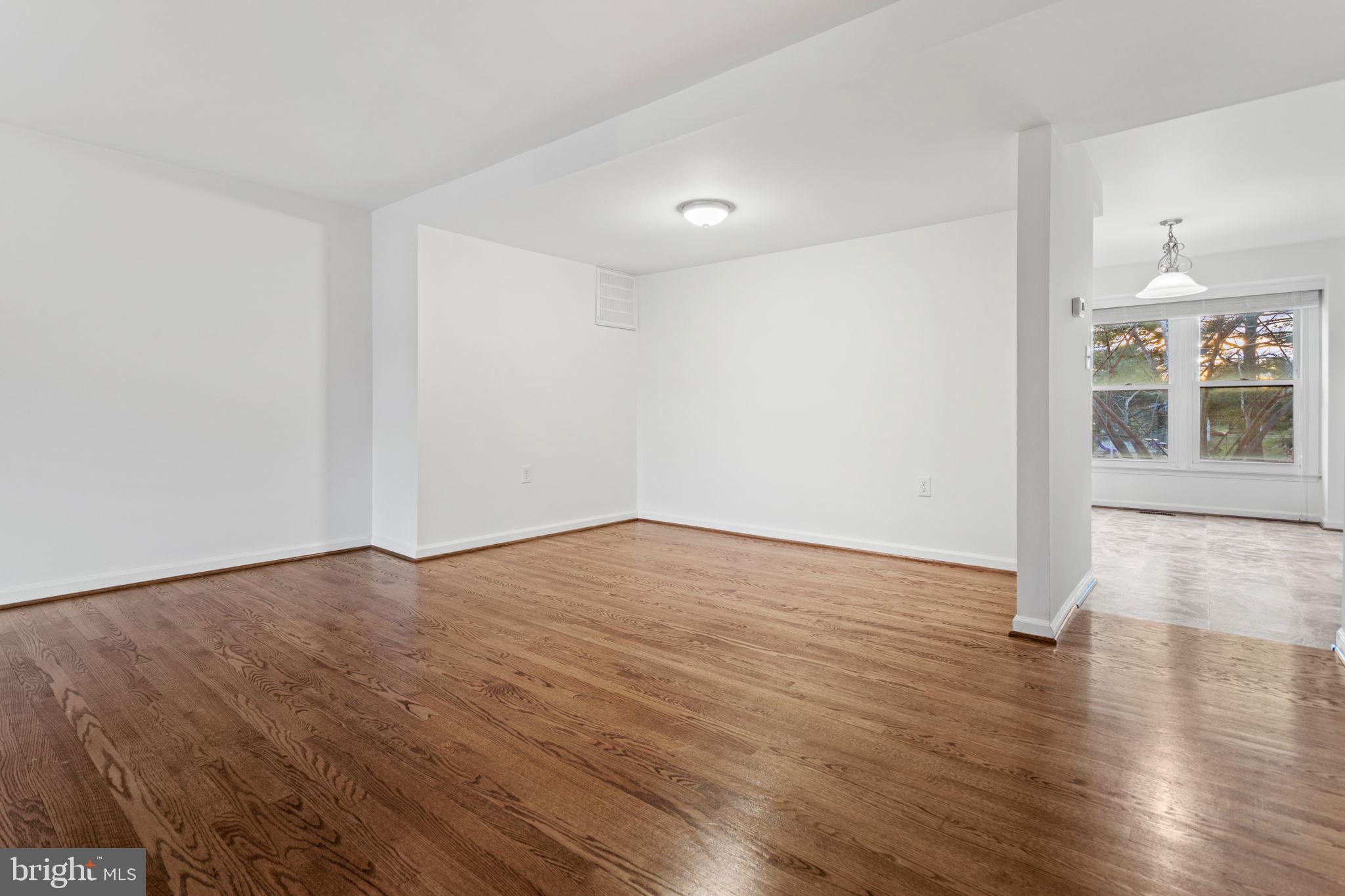 COLONY VILLAGE - Residential Lease