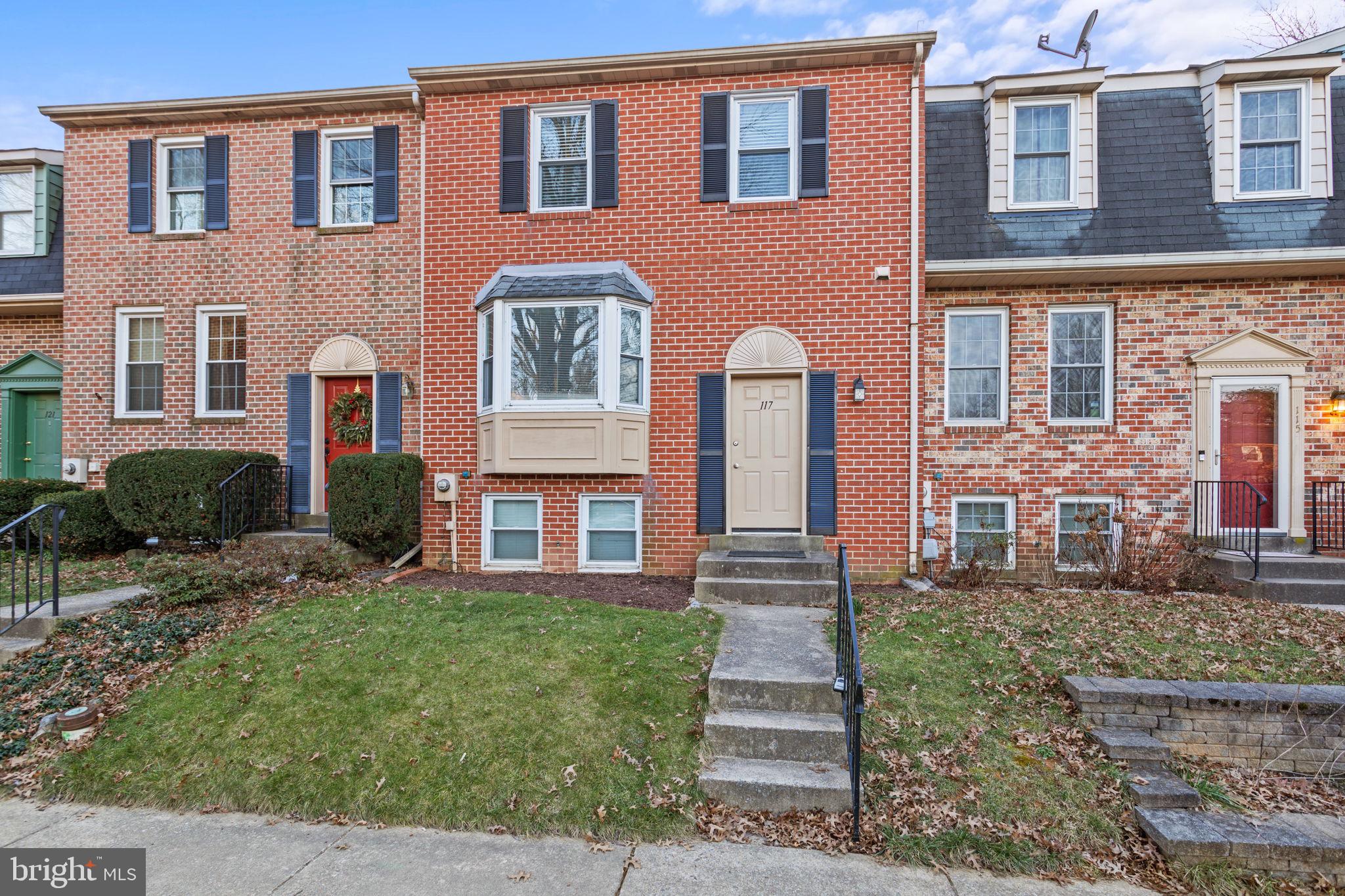 COLONY VILLAGE - Residential Lease