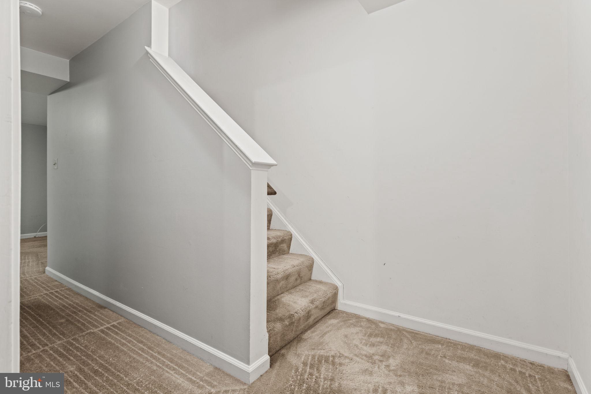 COLONY VILLAGE - Residential Lease