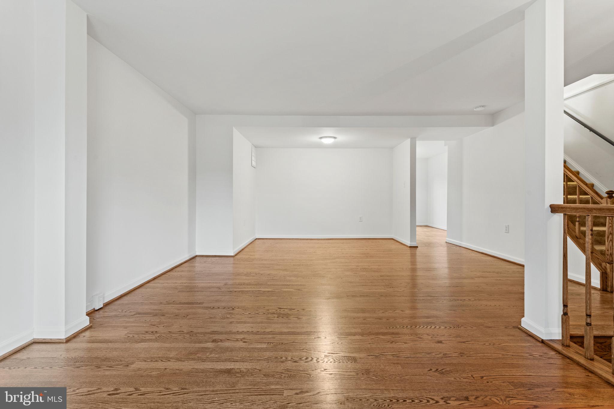 COLONY VILLAGE - Residential Lease