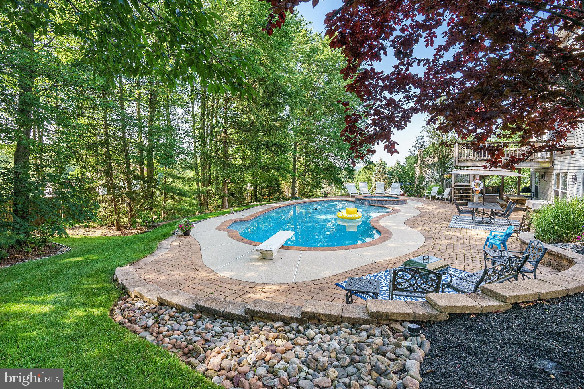 1455 CHELSEA LANE