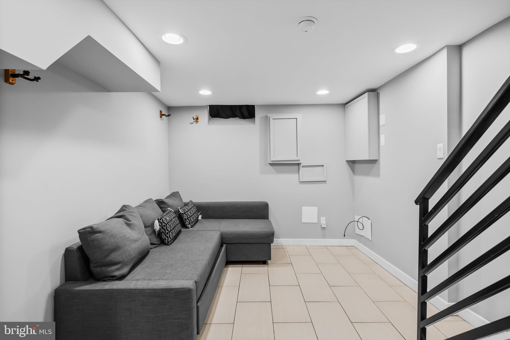 PASSYUNK SQUARE - Residential Lease