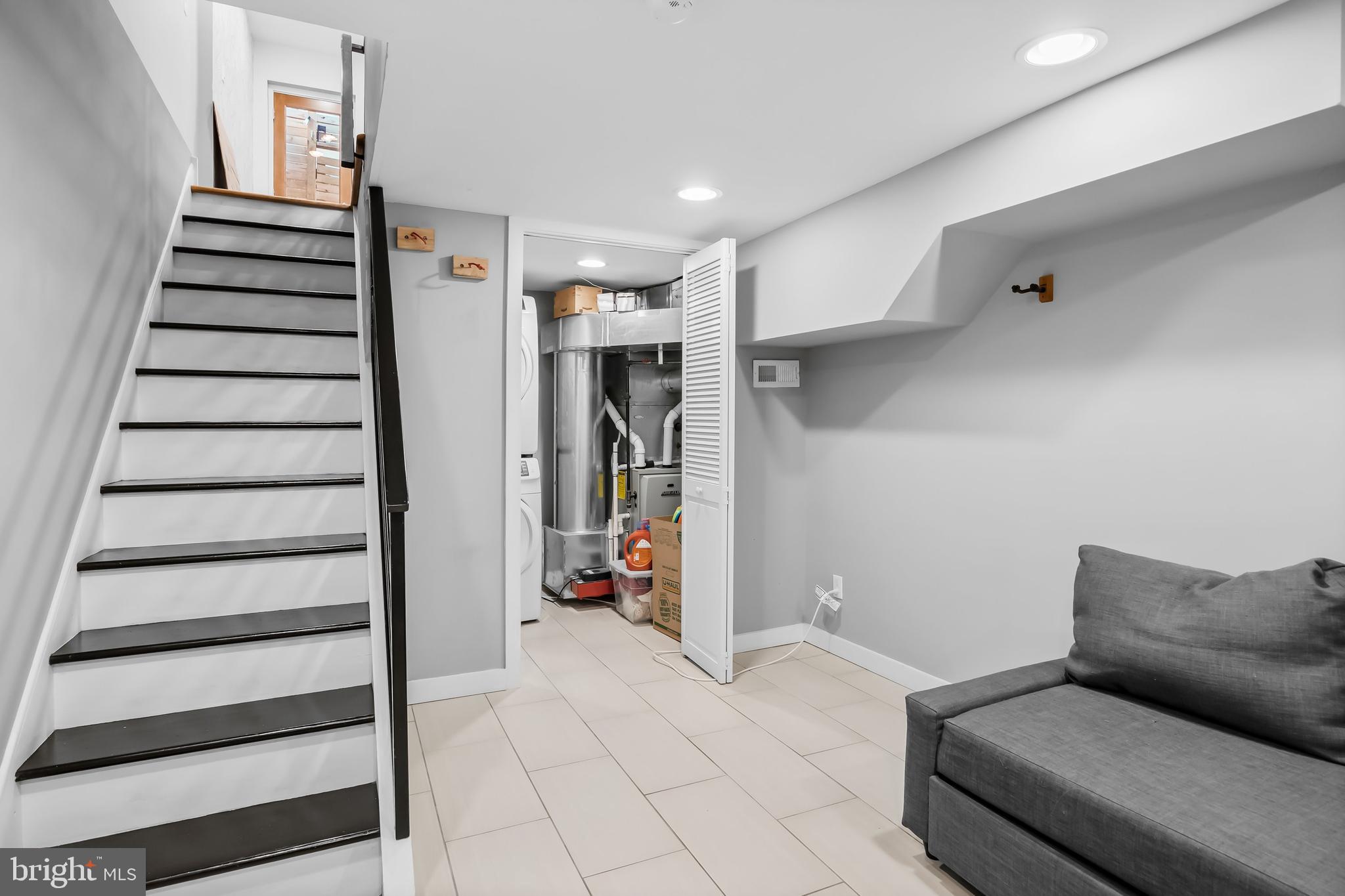 PASSYUNK SQUARE - Residential Lease