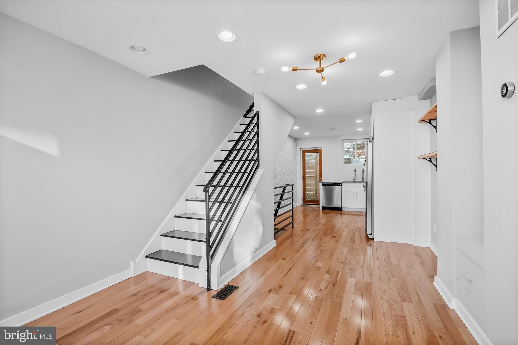 PASSYUNK SQUARE - Residential Lease