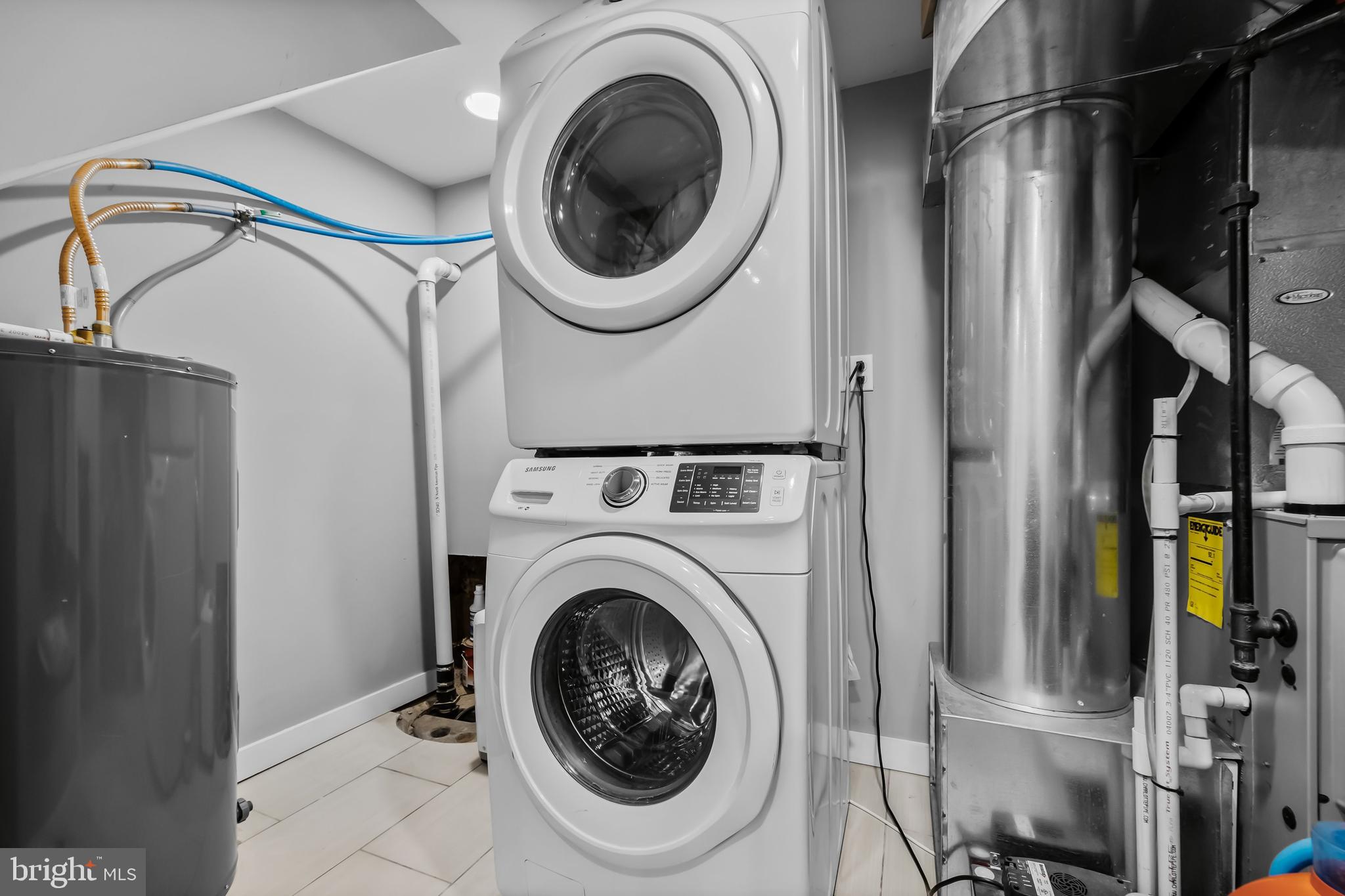 PASSYUNK SQUARE - Residential Lease