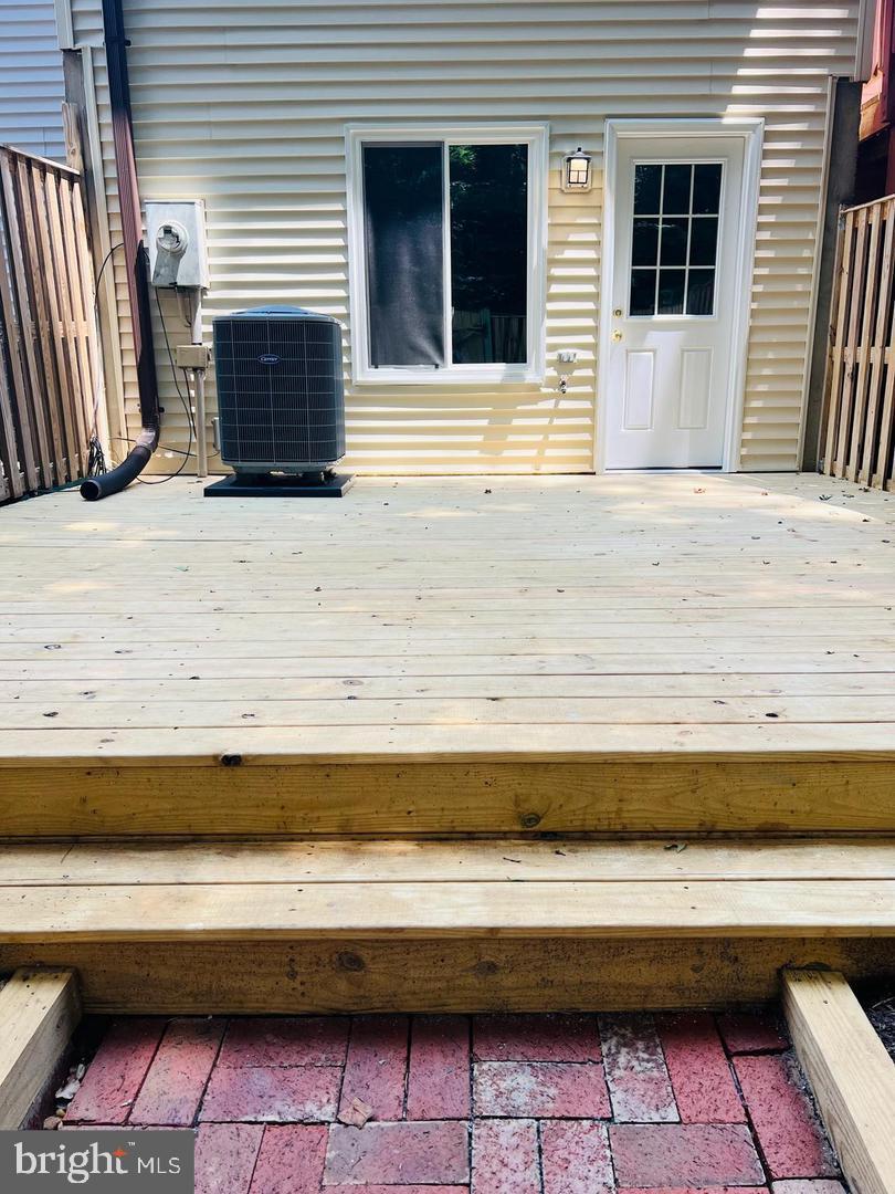 NEWINGTON FOREST - Residential Lease