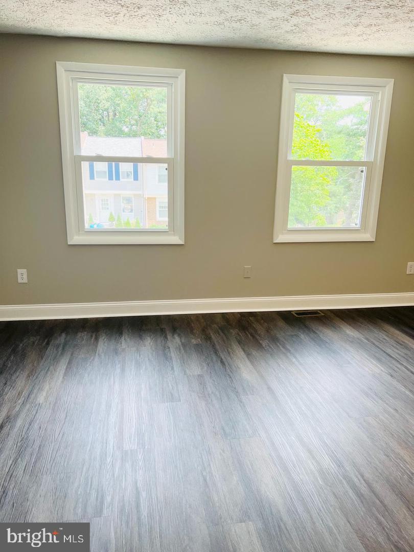 NEWINGTON FOREST - Residential Lease