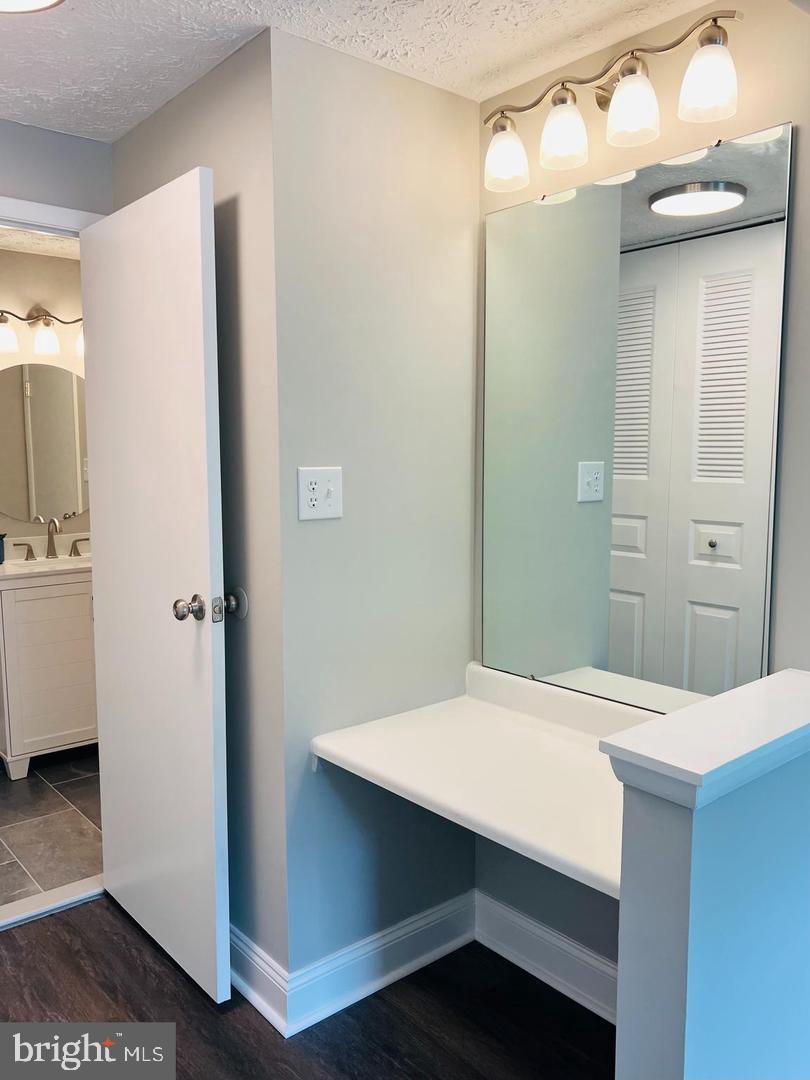 NEWINGTON FOREST - Residential Lease