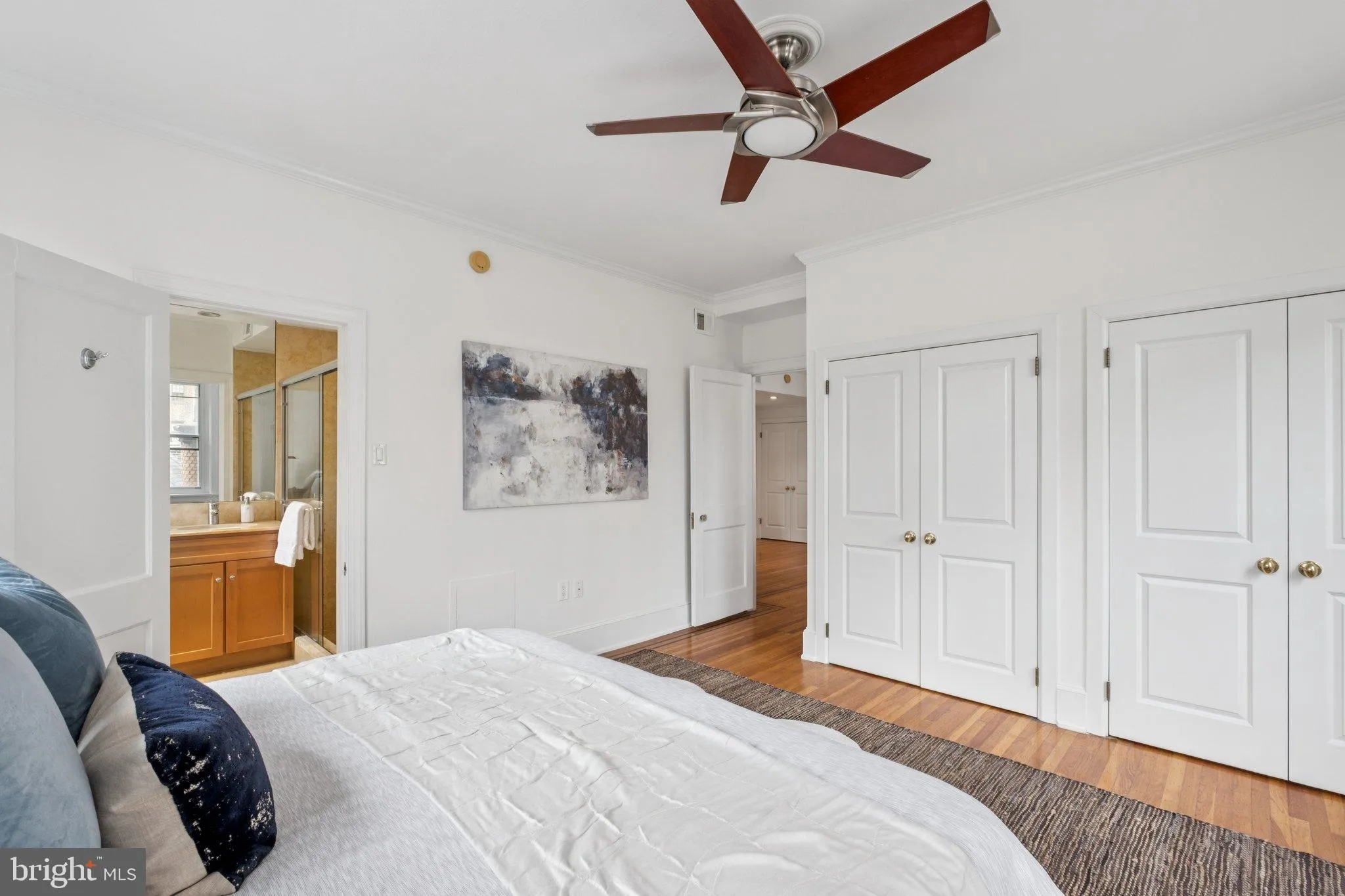 Philadelphia, Pennsylvania 19103, United States, 2 Bedrooms Bedrooms, ,2 BathroomsBathrooms,Residential,Active,216007