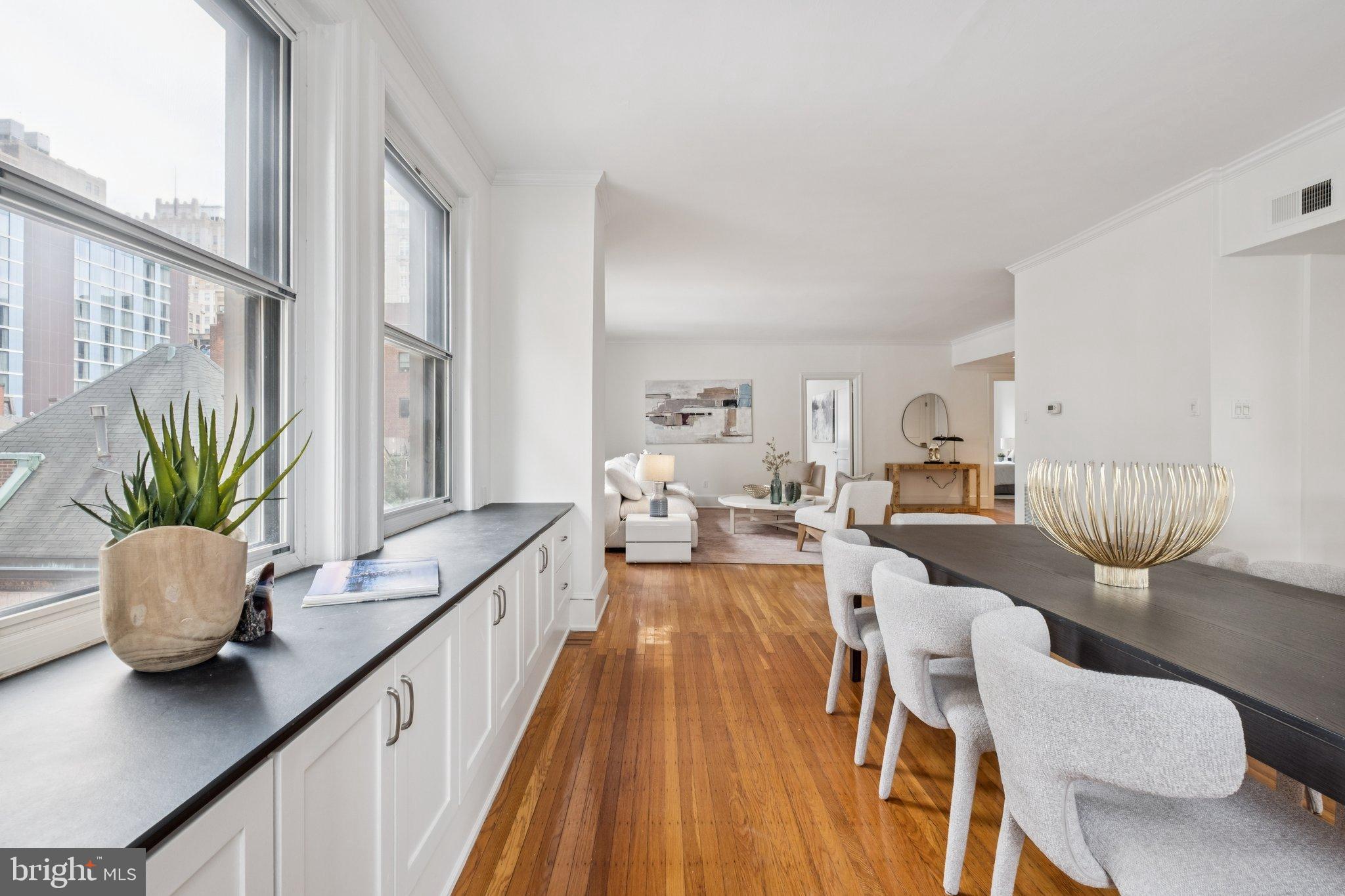 RITTENHOUSE SQUARE - Residential