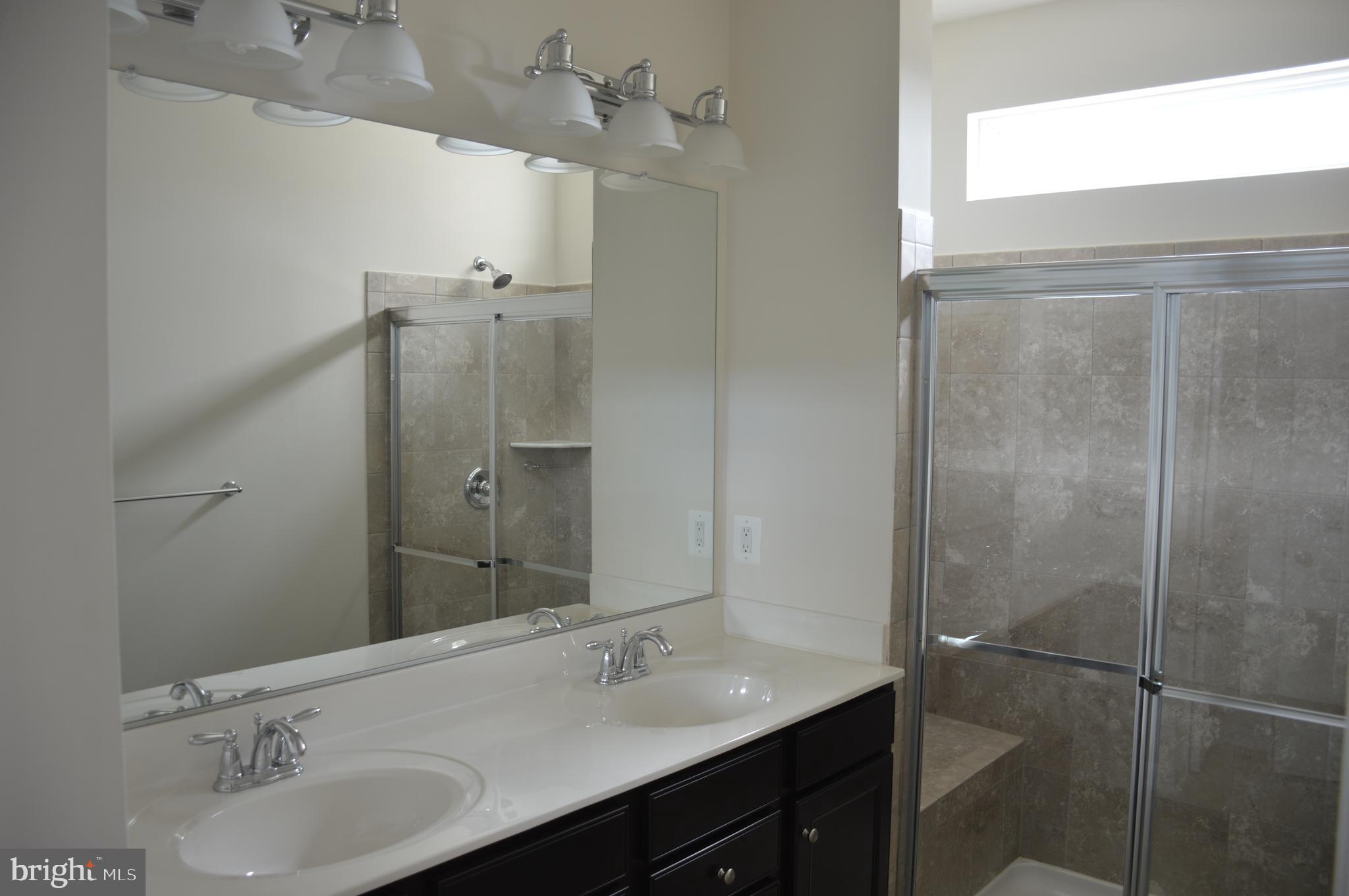 DOMINION CROSSING - Residential Lease