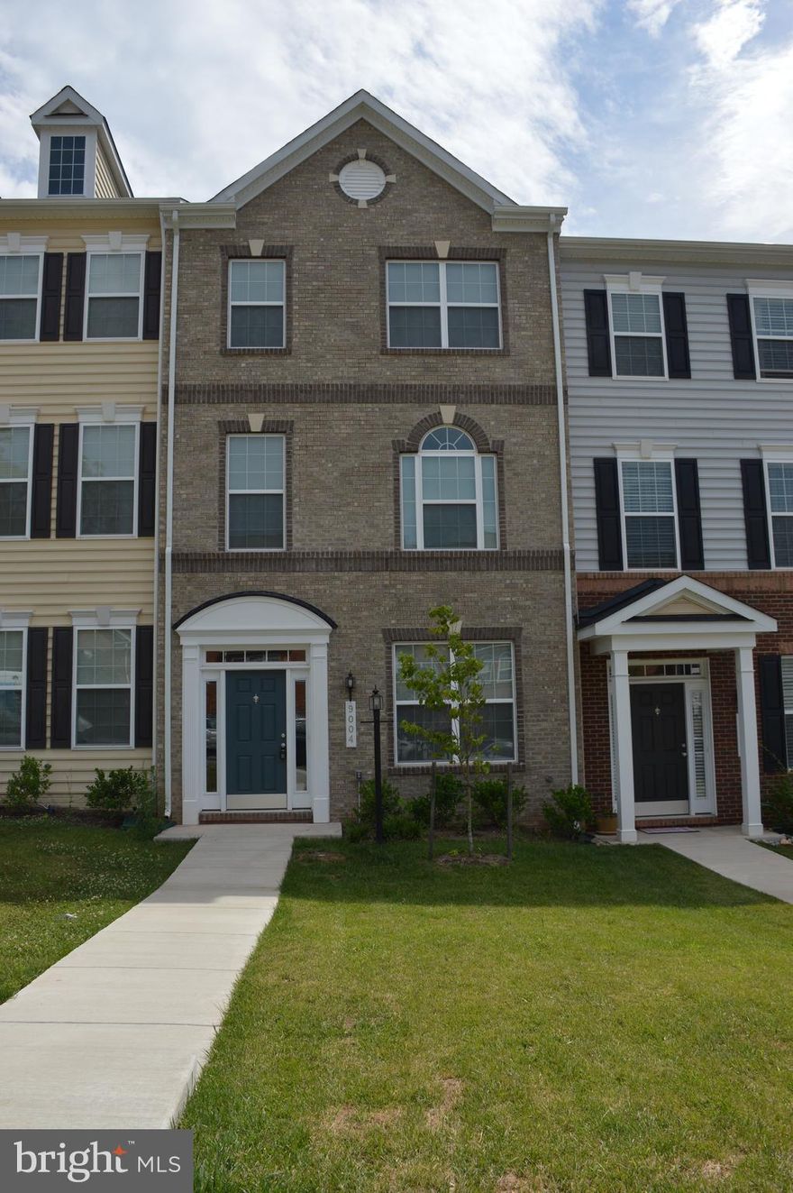 Luxury TH many upgrades, 3 full bedrooms and 2 full and 2 half bathroom. Finished basement rec/office room with 2 car garage. Walking distance to VRE train station. Easy access to Route 66 and the Prince William Parkway. New Stainless Steel Appliances with colonial white granite kitchen counters. Dark hardwood floors in the kitchen with recessed lighting in Kitchen. Easy commute to DC.