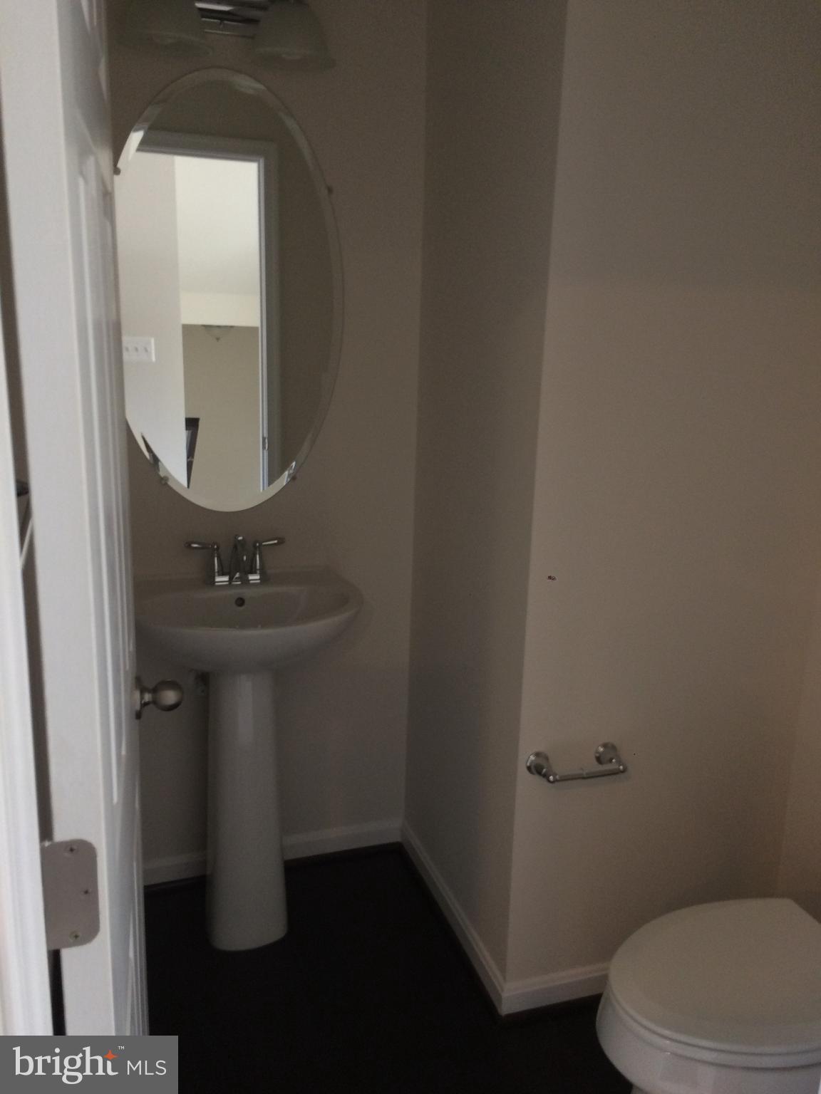 DOMINION CROSSING - Residential Lease