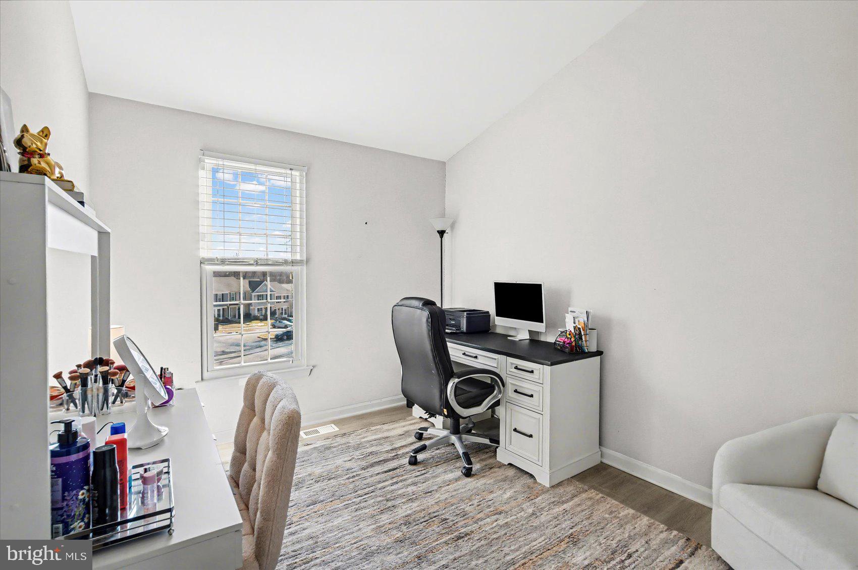 VILLAGE OF THOMAS RUN - Residential