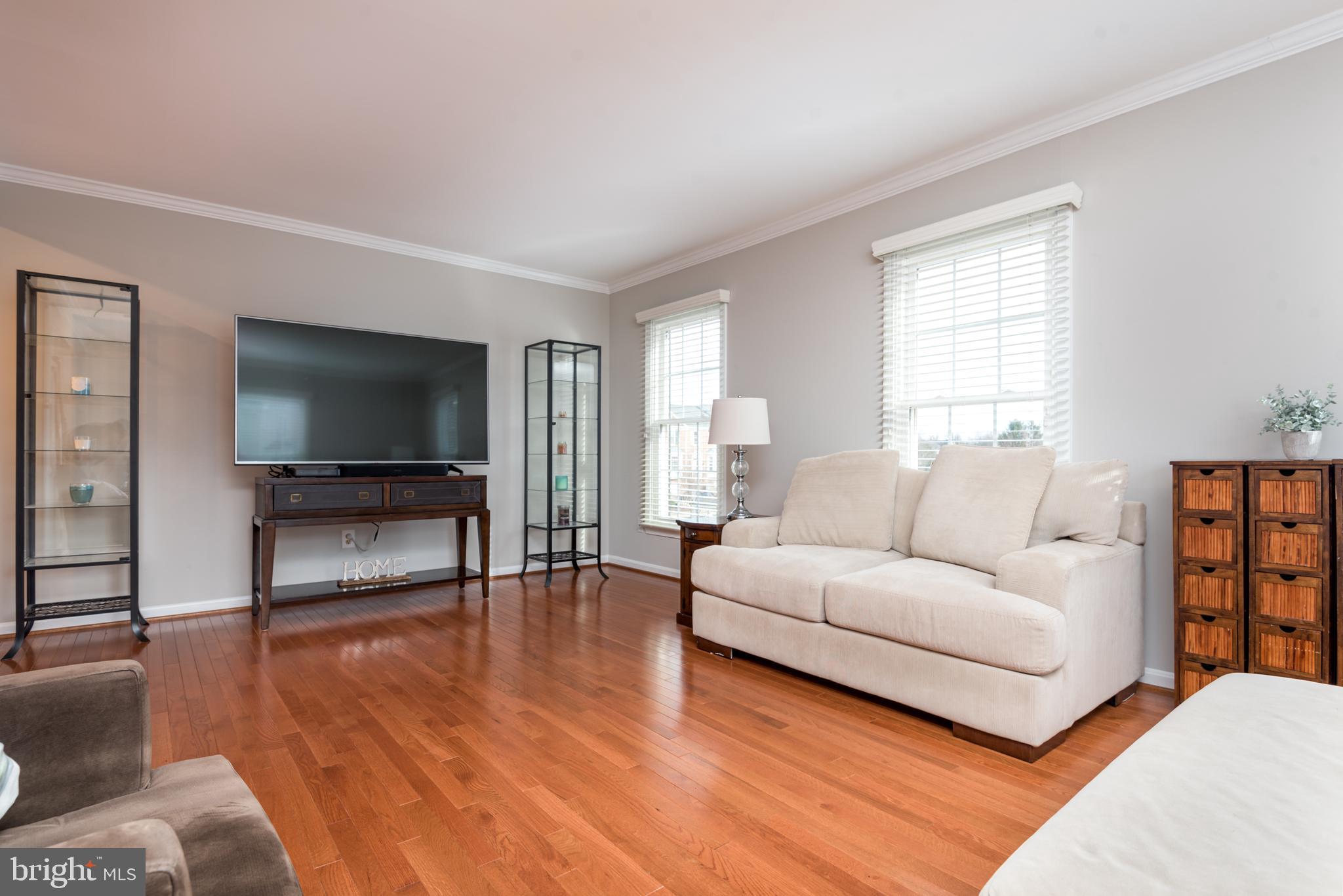 ASHBURN FARM - Residential