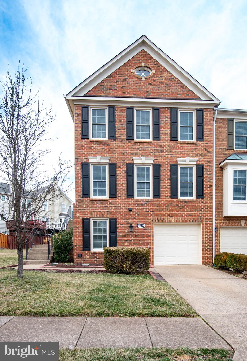 ASHBURN FARM - Residential