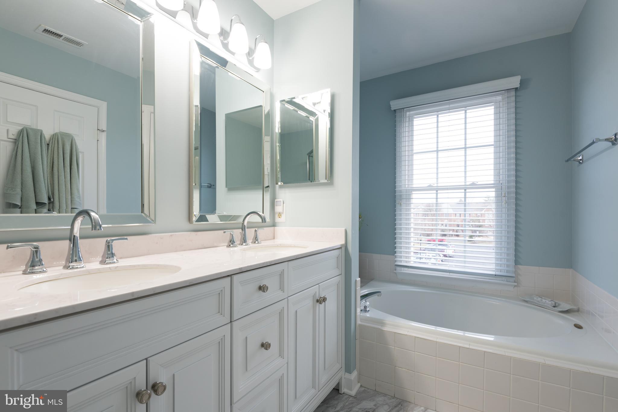 ASHBURN FARM - Residential