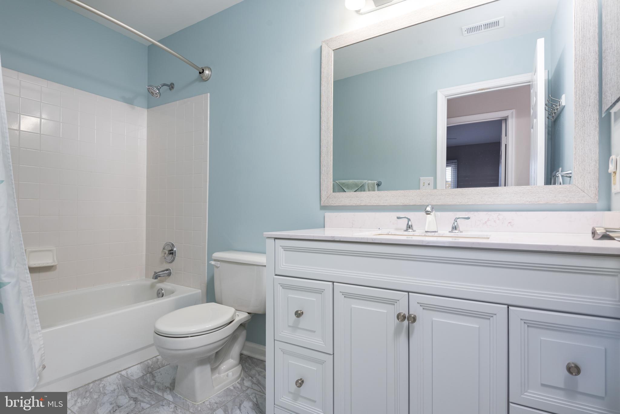 ASHBURN FARM - Residential