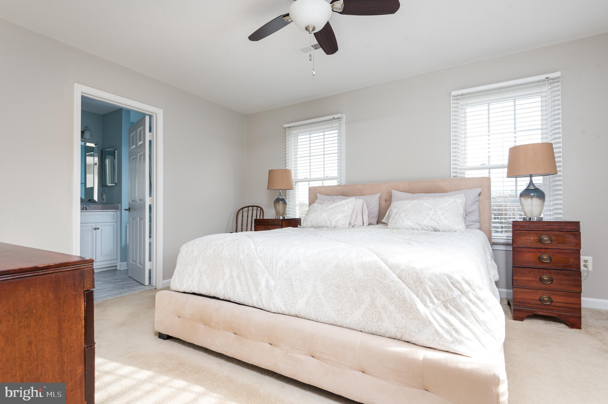 ASHBURN FARM - Residential