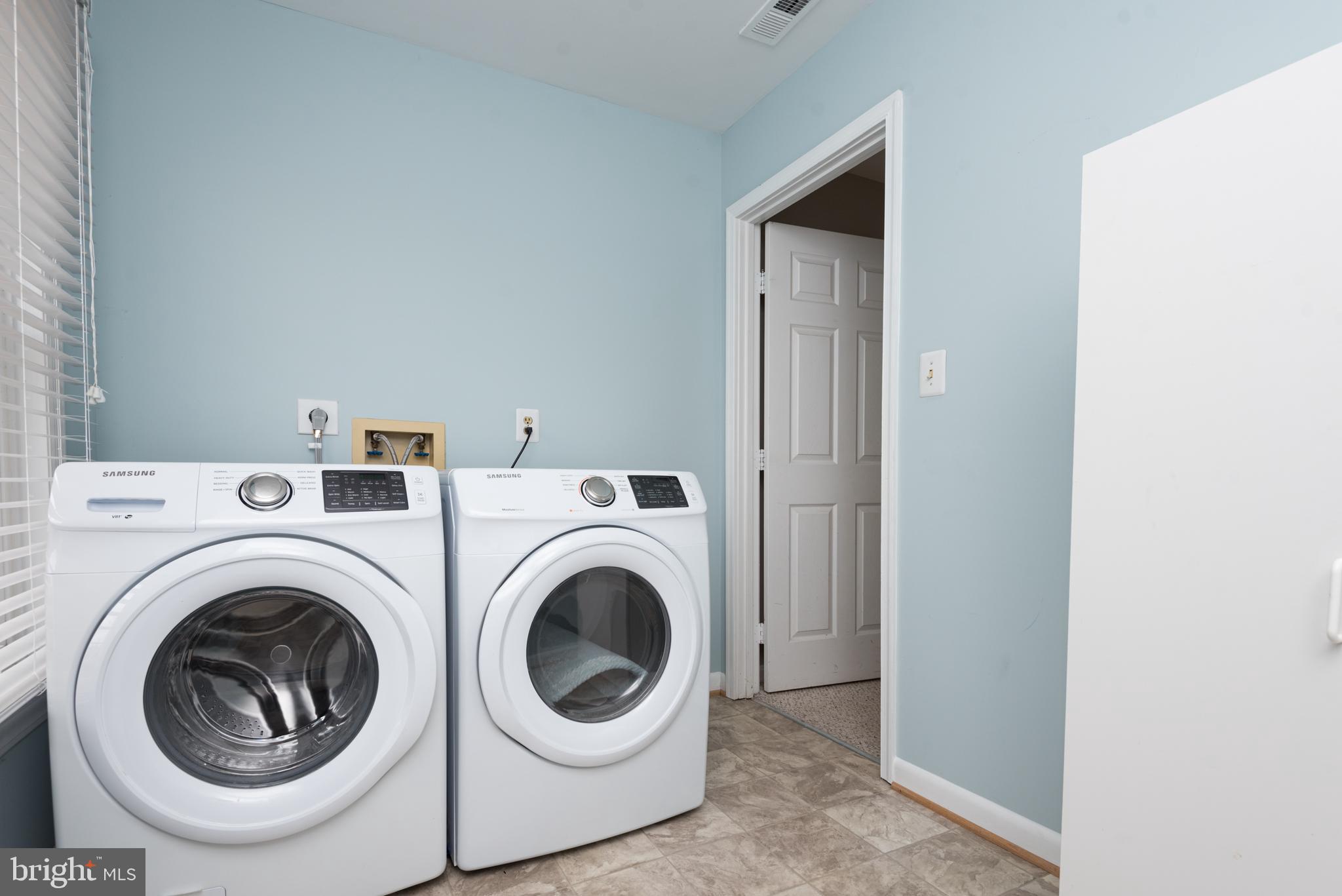 ASHBURN FARM - Residential