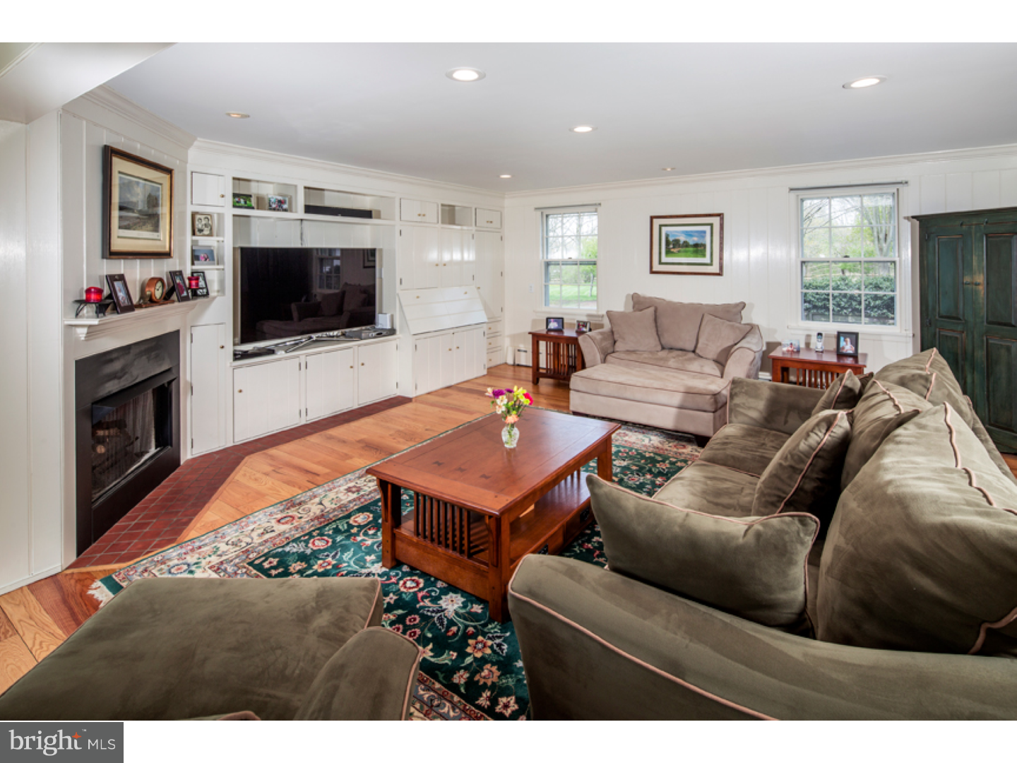 BROAD AXE - Residential