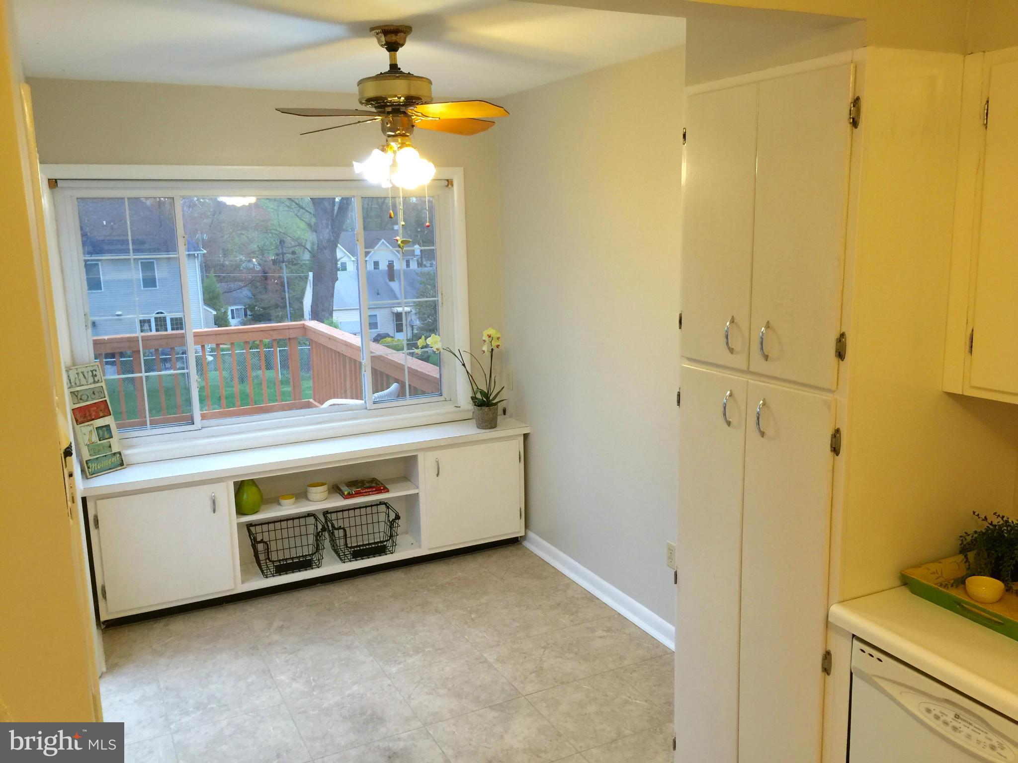 PIMMIT HILLS - Residential Lease