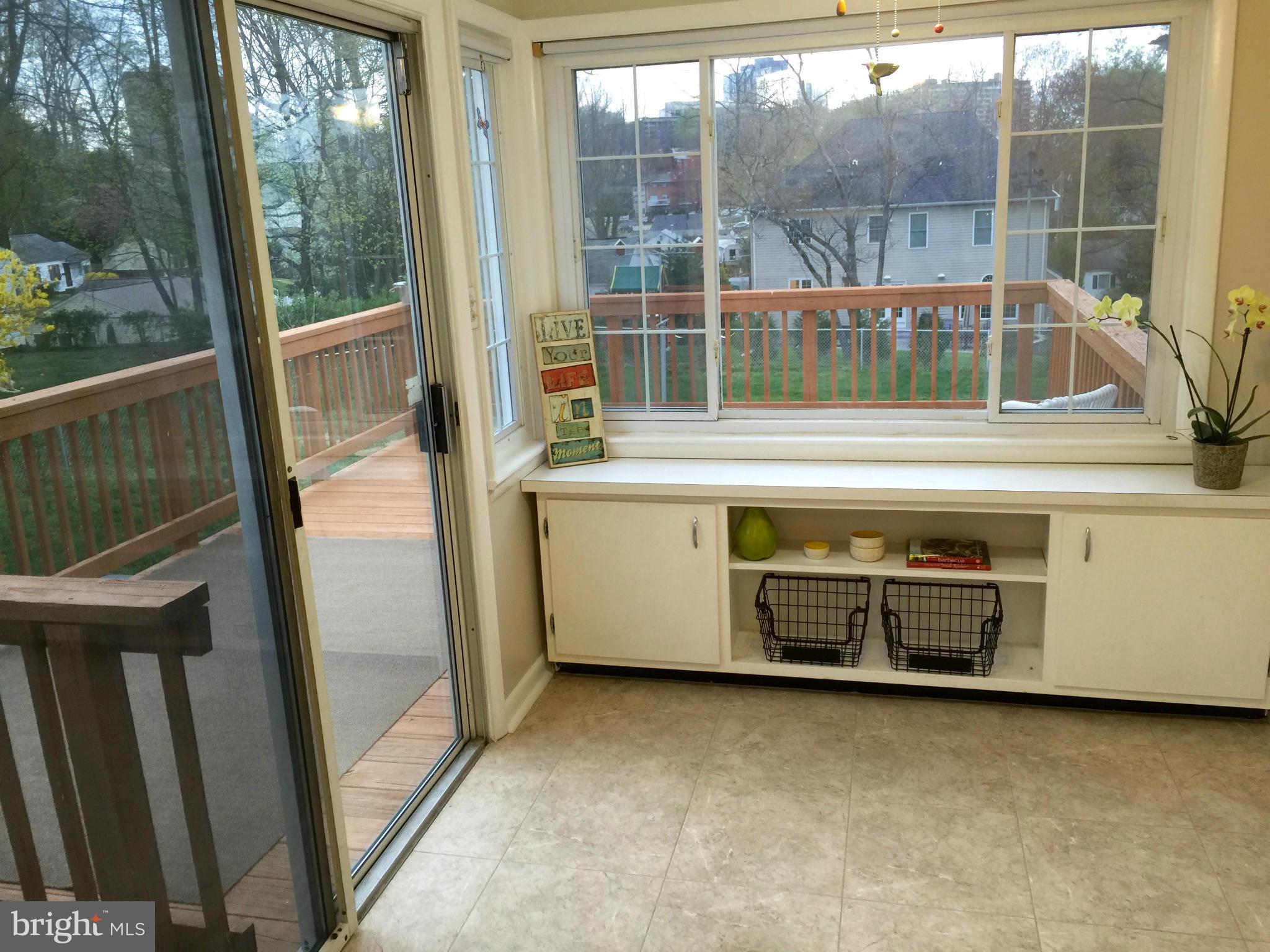 PIMMIT HILLS - Residential Lease