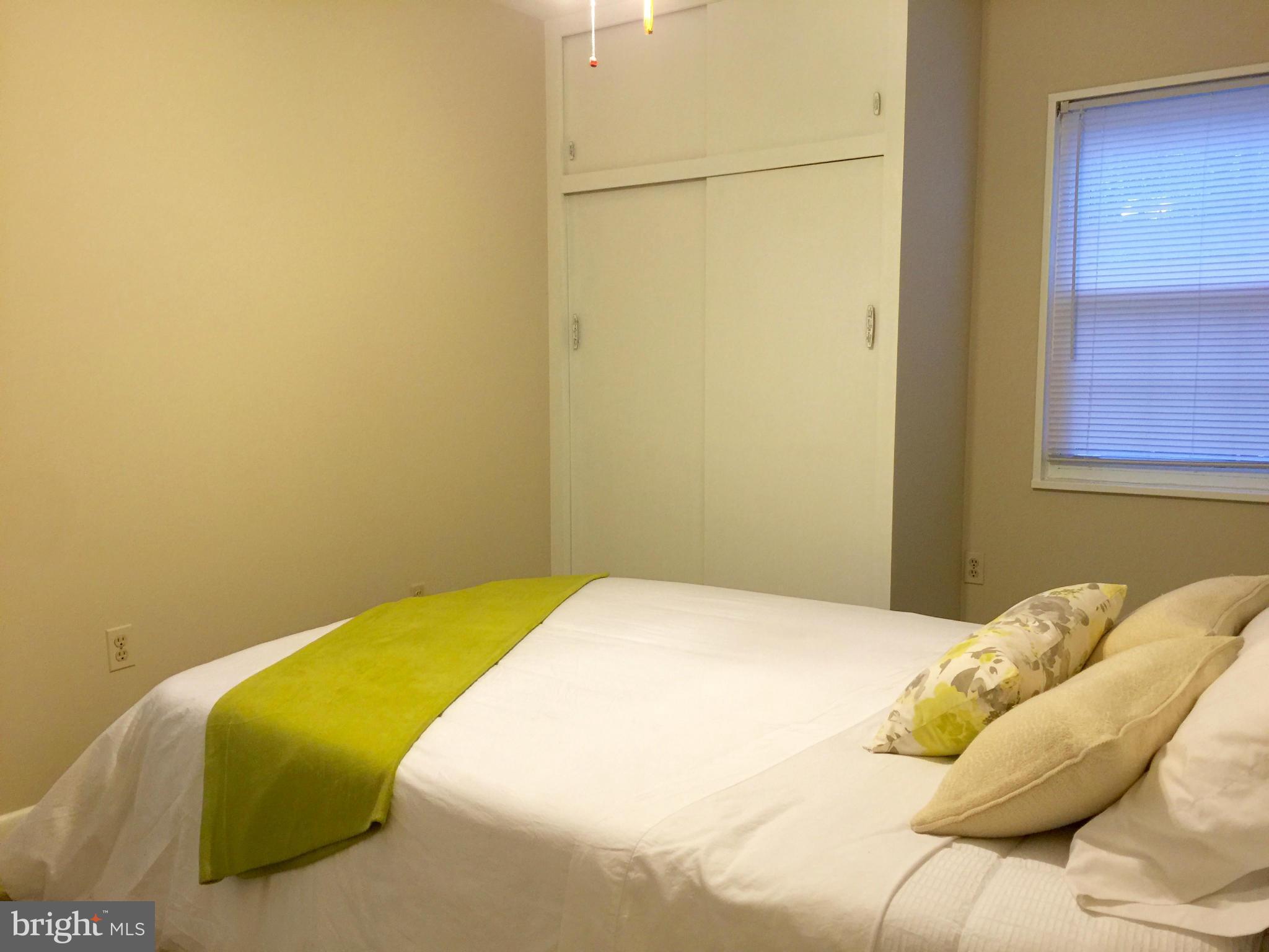 PIMMIT HILLS - Residential Lease