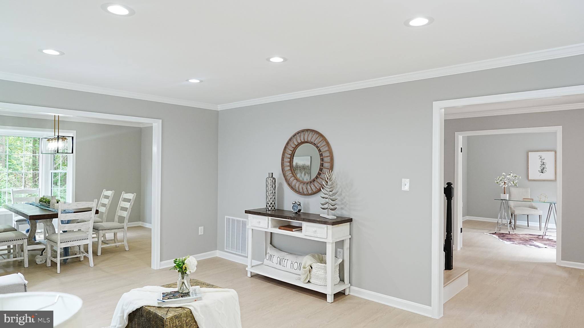 SHERWOOD FOREST MANOR - Residential