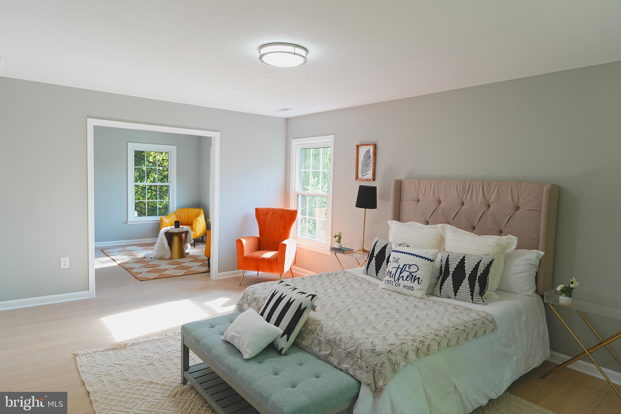 SHERWOOD FOREST MANOR - Residential