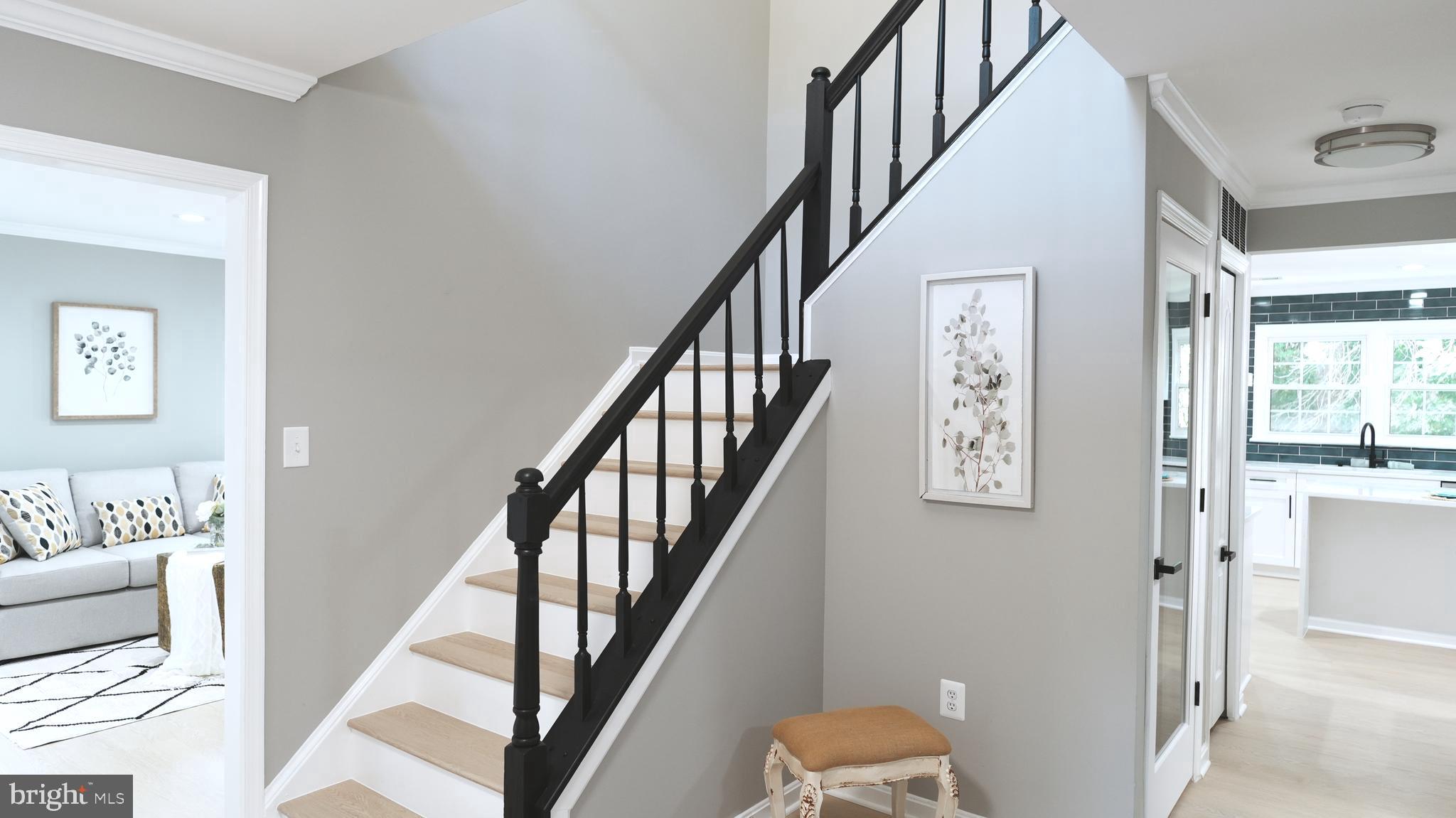 SHERWOOD FOREST MANOR - Residential