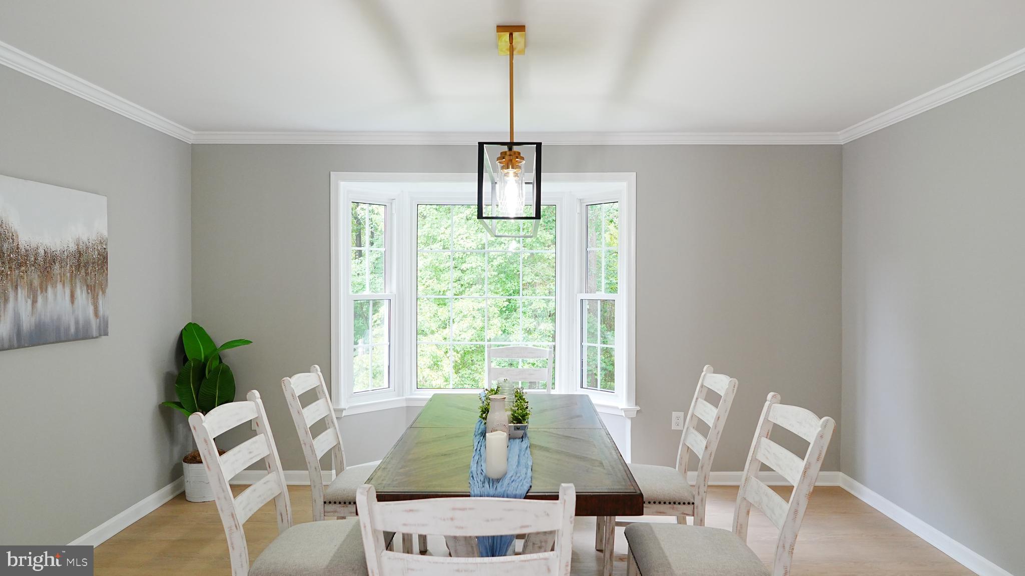 SHERWOOD FOREST MANOR - Residential