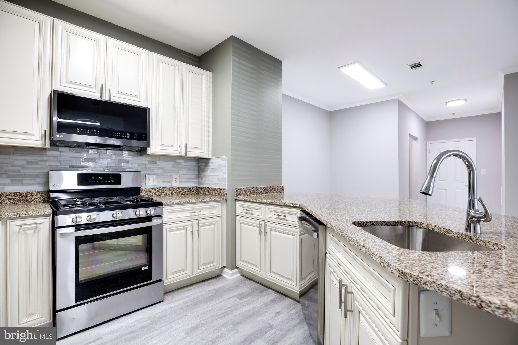 5124 BRITTNEY ELYSE CIRCLE A 5124A