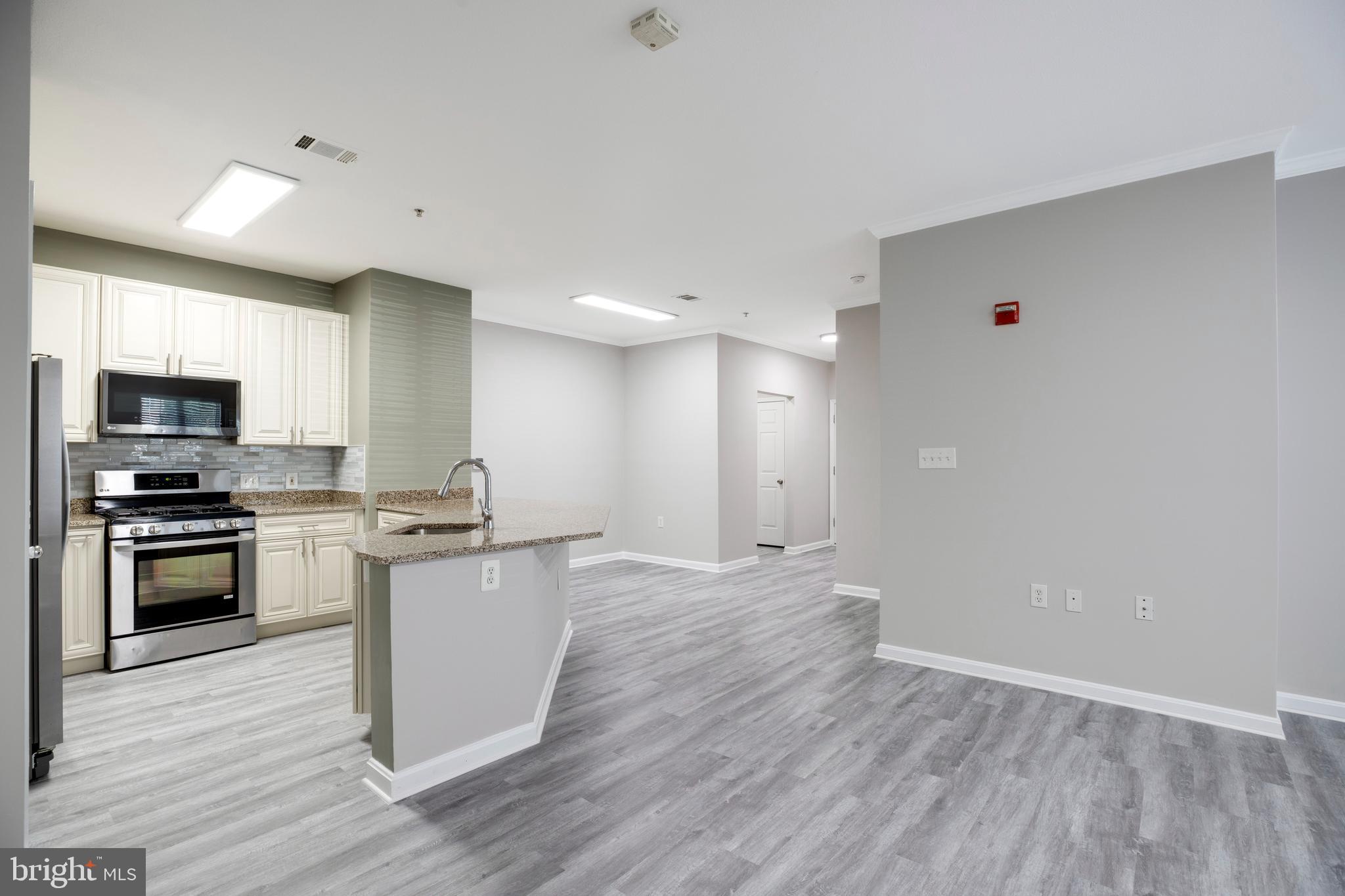 5124 BRITTNEY ELYSE CIRCLE A 5124A