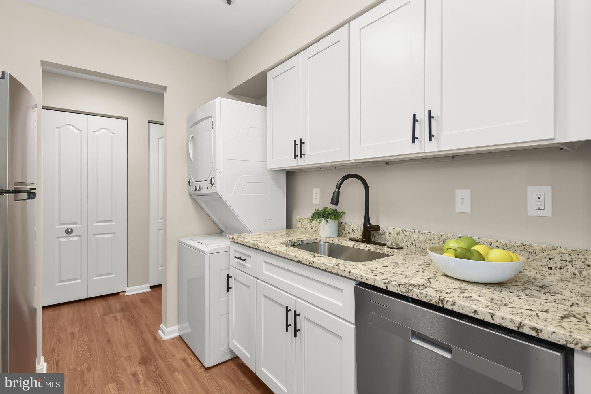 MONTGOMERY RUN - Residential