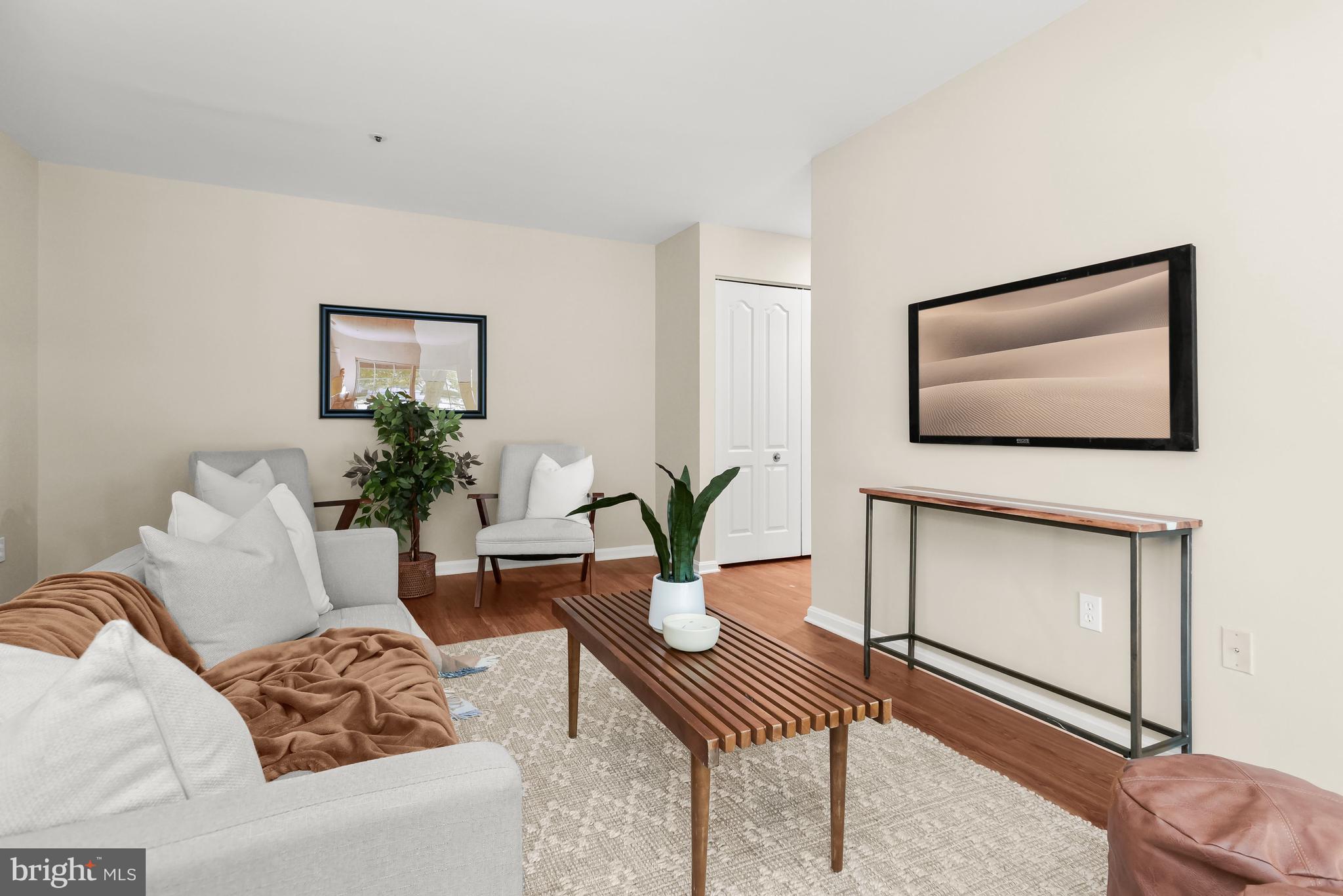 MONTGOMERY RUN - Residential