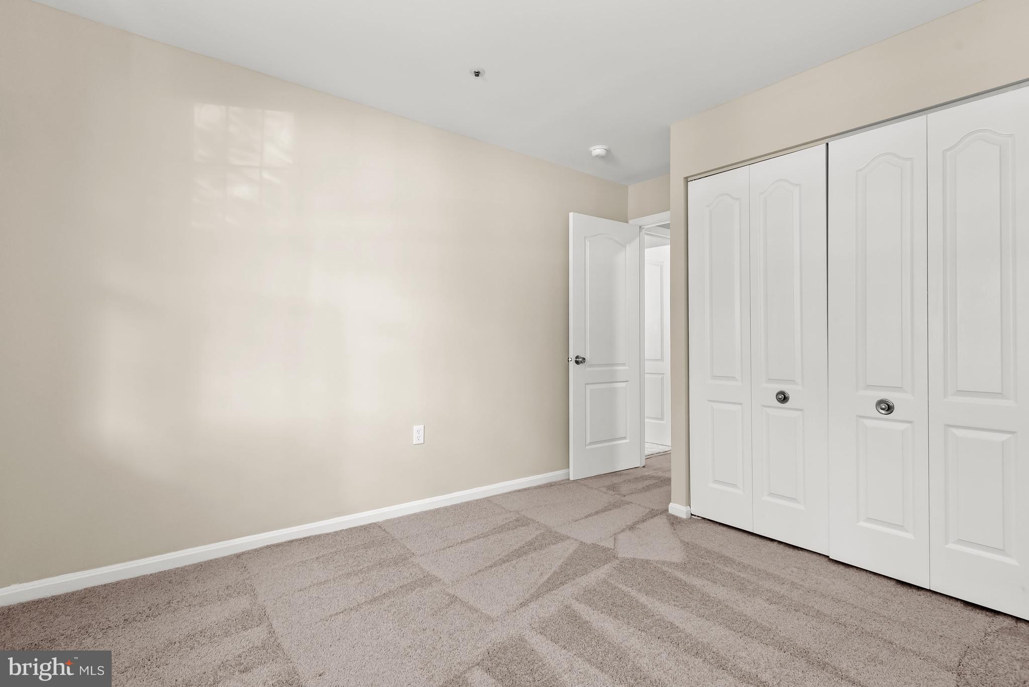 MONTGOMERY RUN - Residential