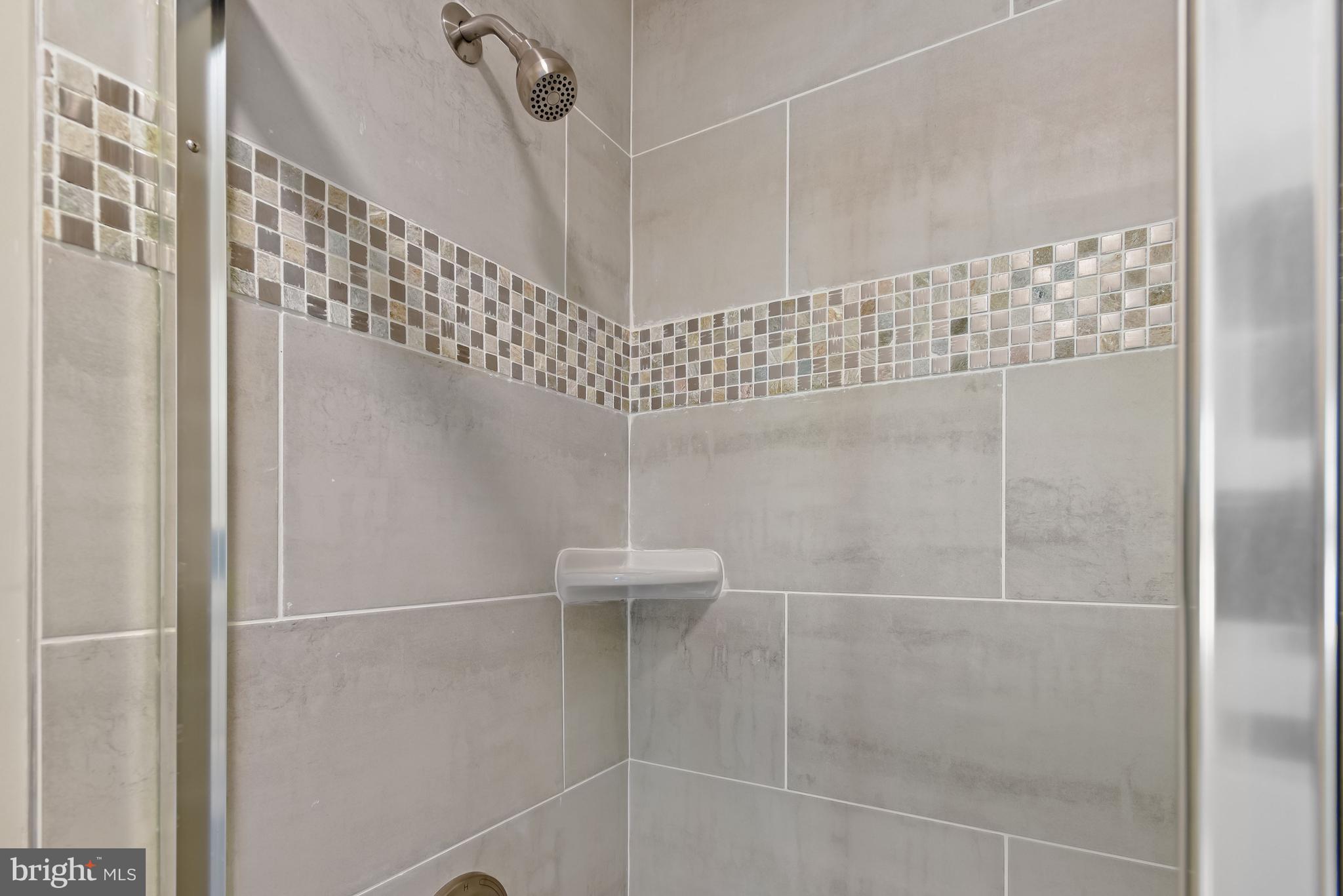 MONTGOMERY RUN - Residential