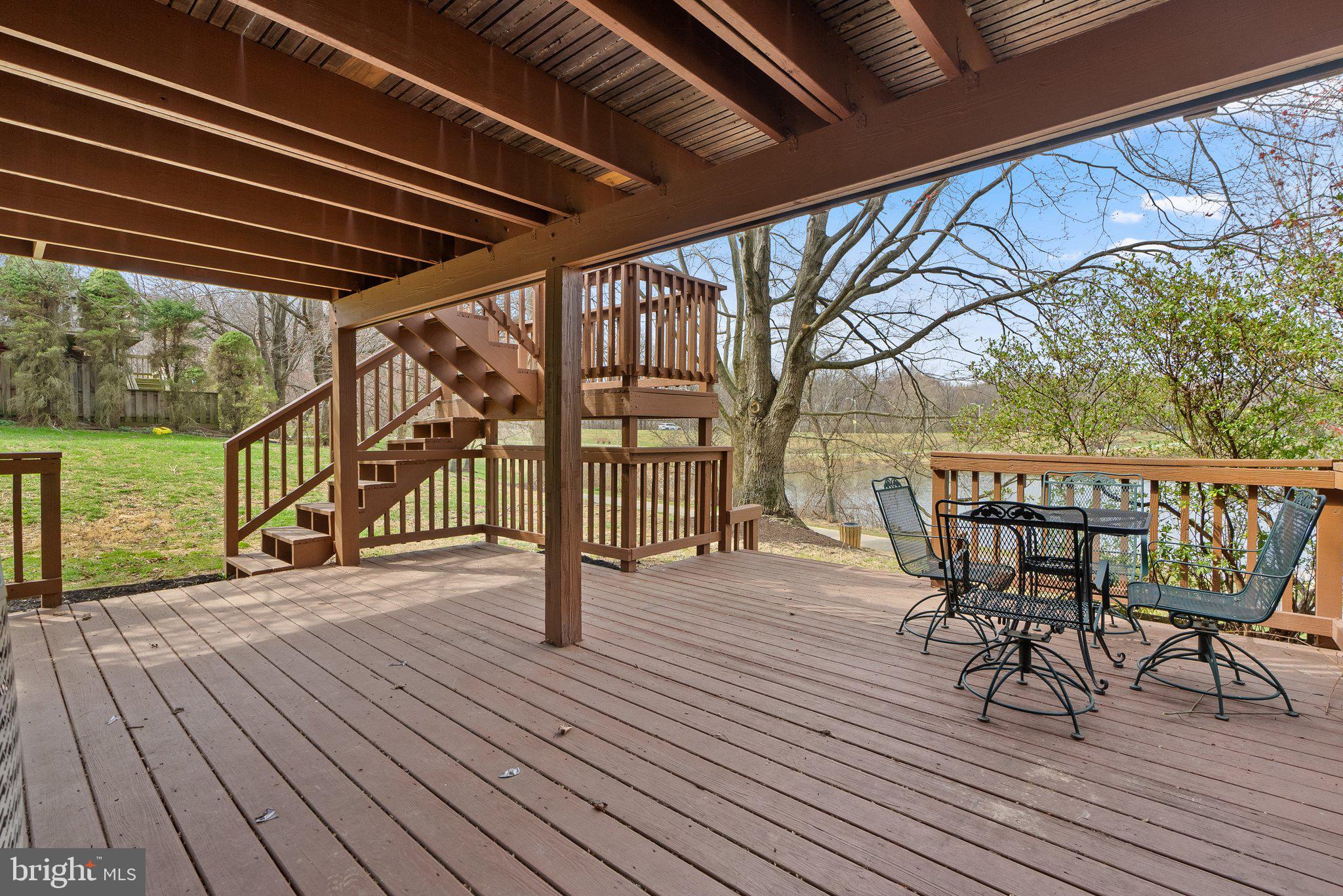 GUNNERS LAKE VILLAGE - Residential