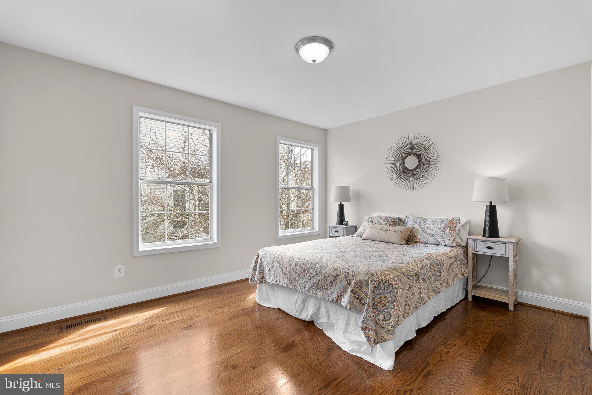 GUNNERS LAKE VILLAGE - Residential