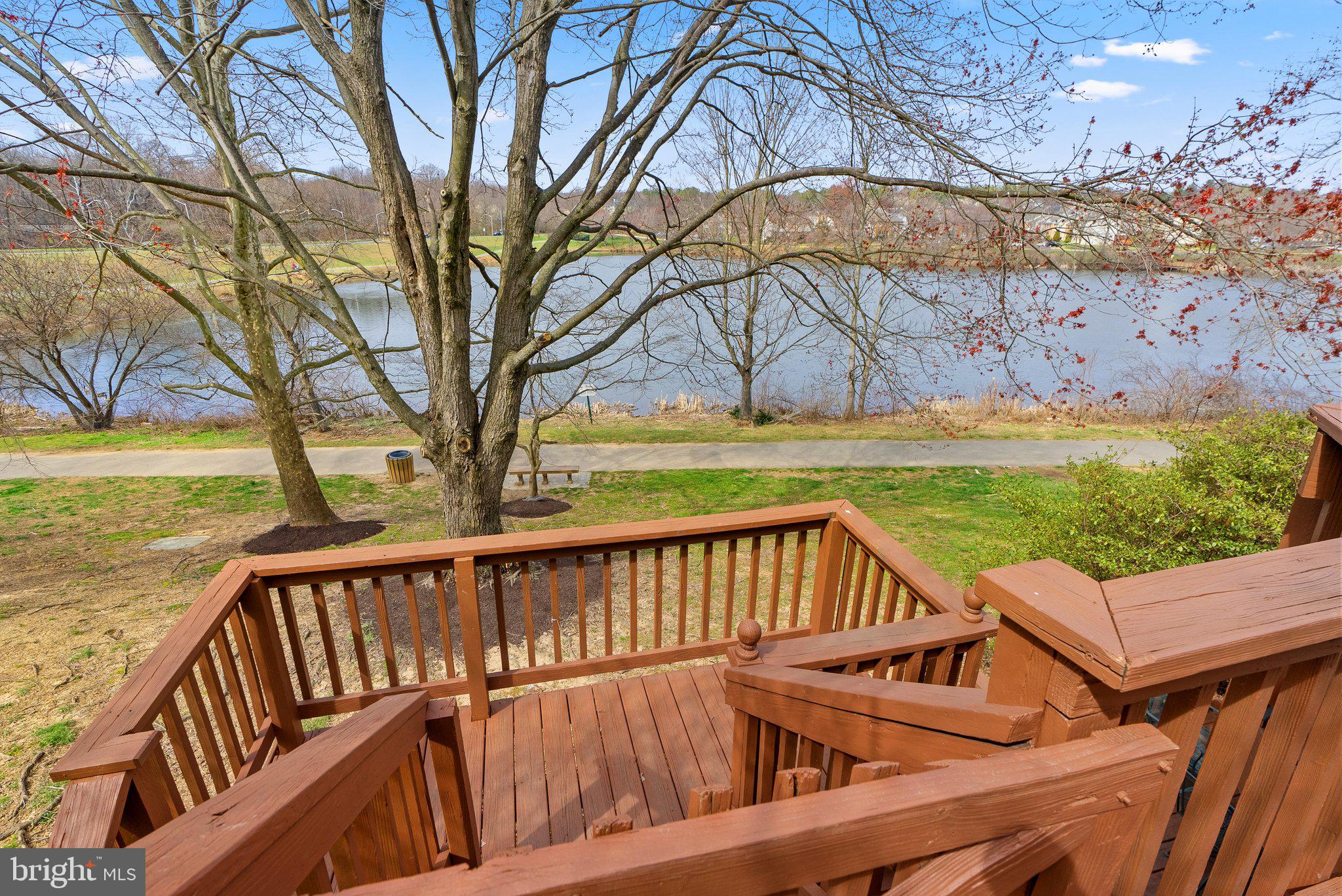 GUNNERS LAKE VILLAGE - Residential