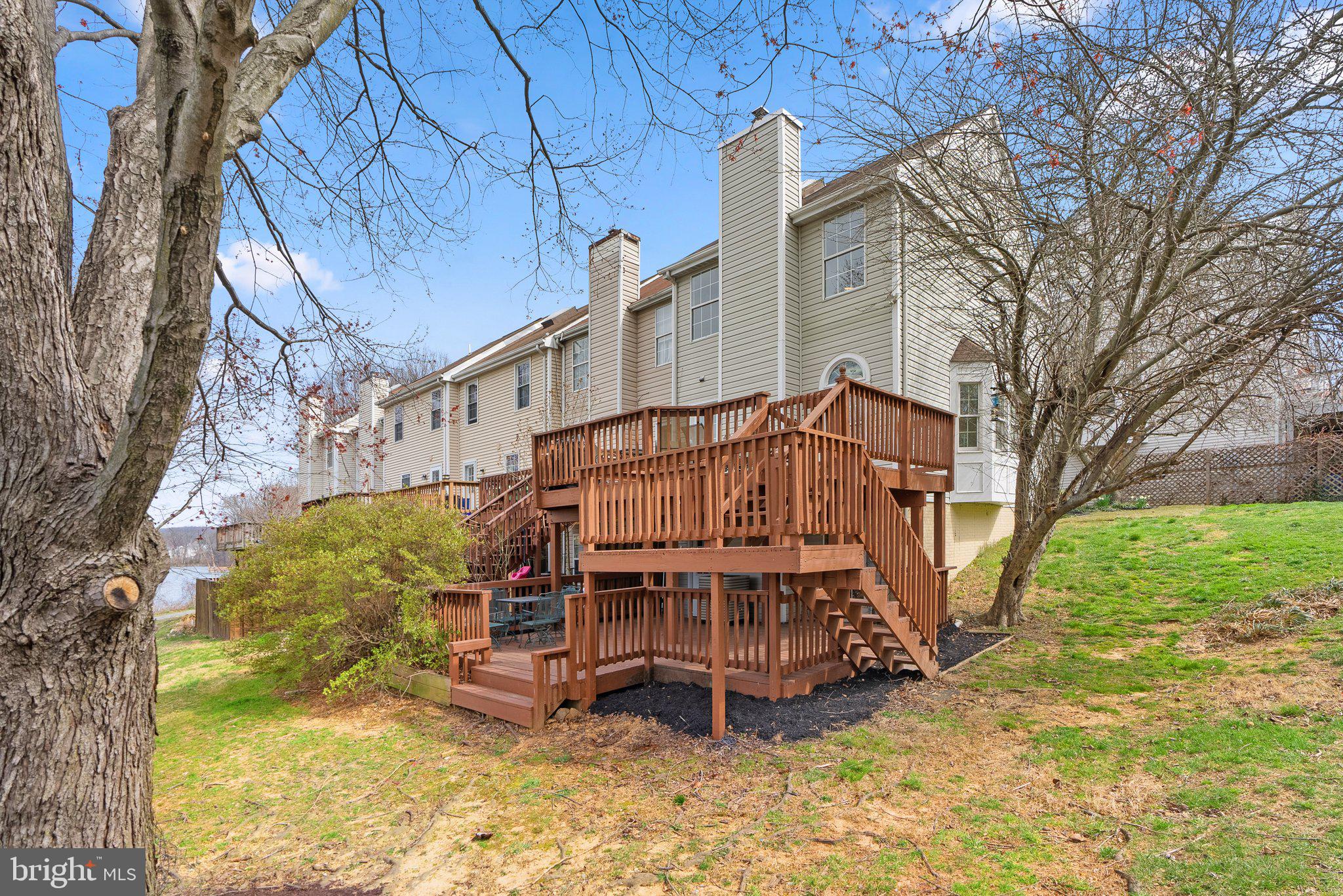 GUNNERS LAKE VILLAGE - Residential