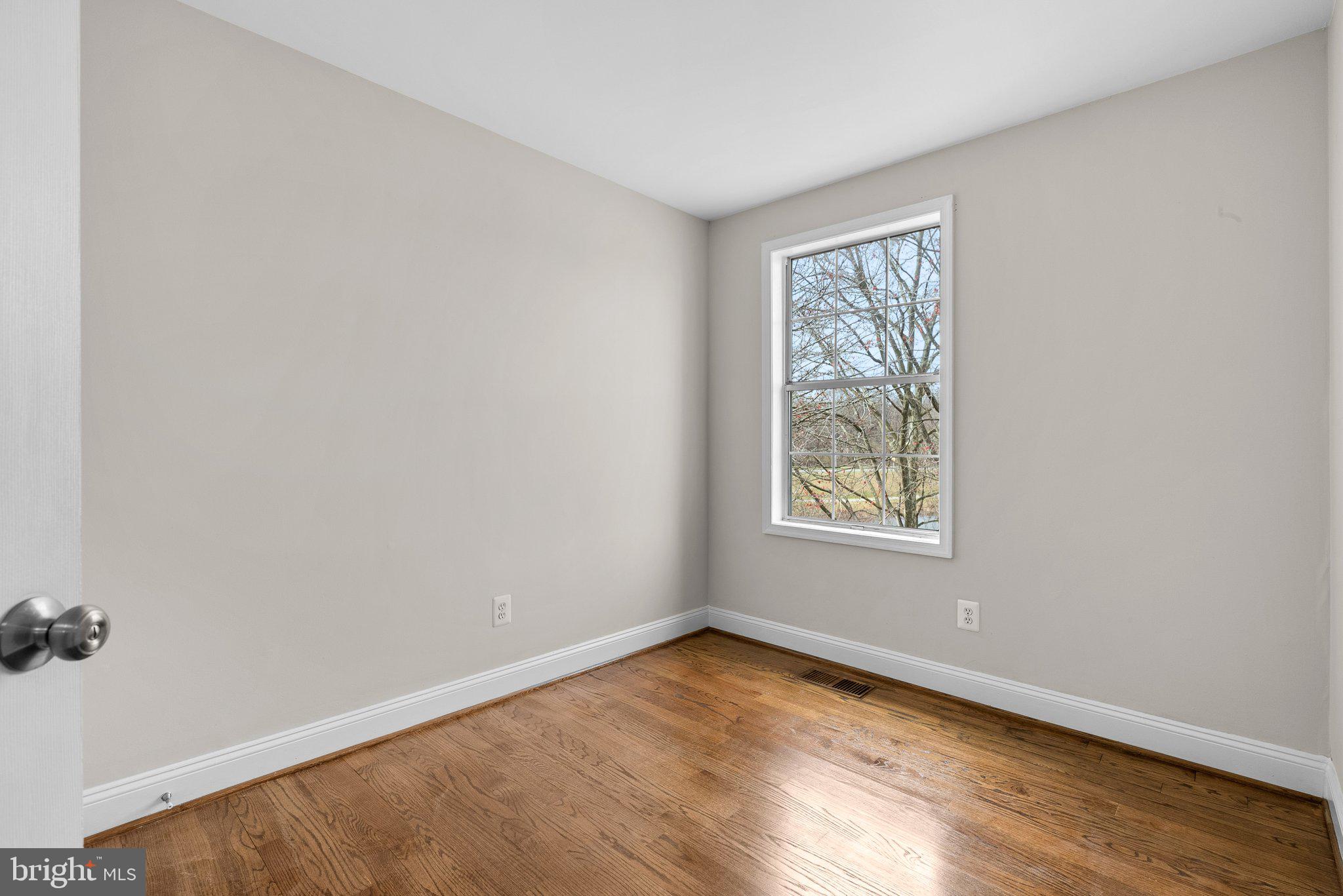 GUNNERS LAKE VILLAGE - Residential