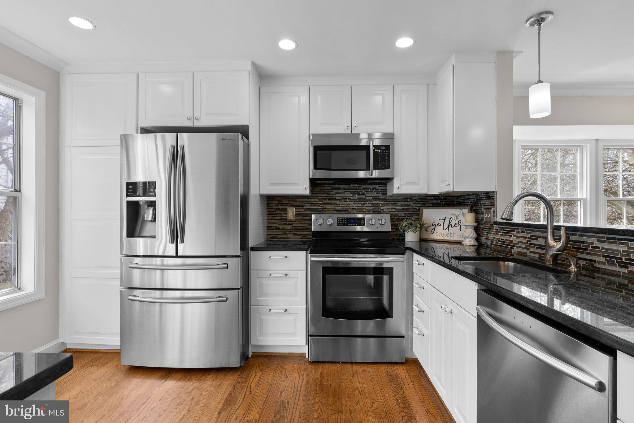 GUNNERS LAKE VILLAGE - Residential