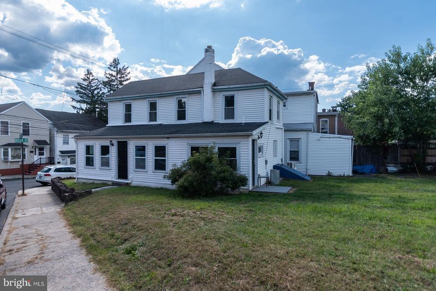 Welcome home! This colonial home has had many updates to make it move-in ready. New appliances, fresh paint, new carpets with brand new heating/cooling mini-splits! The first floor living area is spacious with great natural light. The kitchen has a brand new dishwasher, range and microwave and the window above the kitchen sink overlooks the generously sized lot! There are 2 bedrooms on this floor and also a 1/2 bath. On the second level is a light-filled sitting area that could be used for a library/sitting room, second living room or game room. There is a full bathroom and 2 bedrooms on this floor and the attic above has room for storage. For additional space, check out the full garage on the property with entrance off the alley. You won't want to miss it! Call today! * You may qualify for up to $10,000 in closing costs for this home...details available!
* Sq. footage is measured at 1120 sq ft.