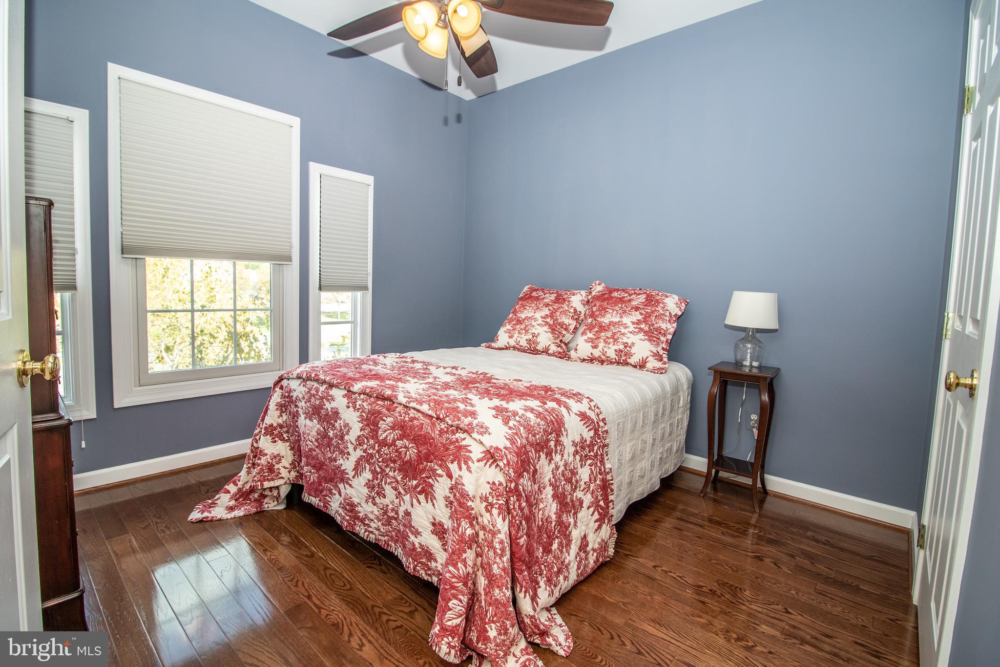 SOUTH RIDING - Residential