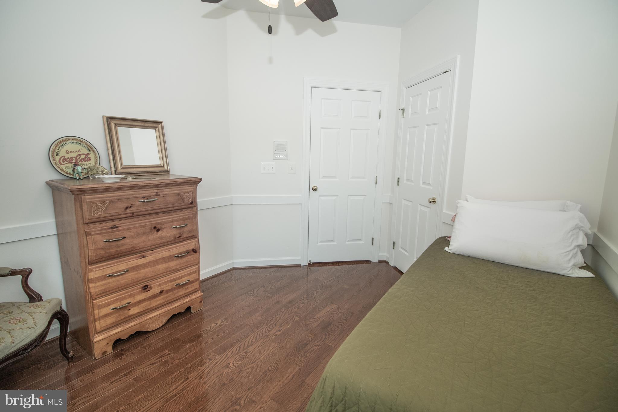 SOUTH RIDING - Residential