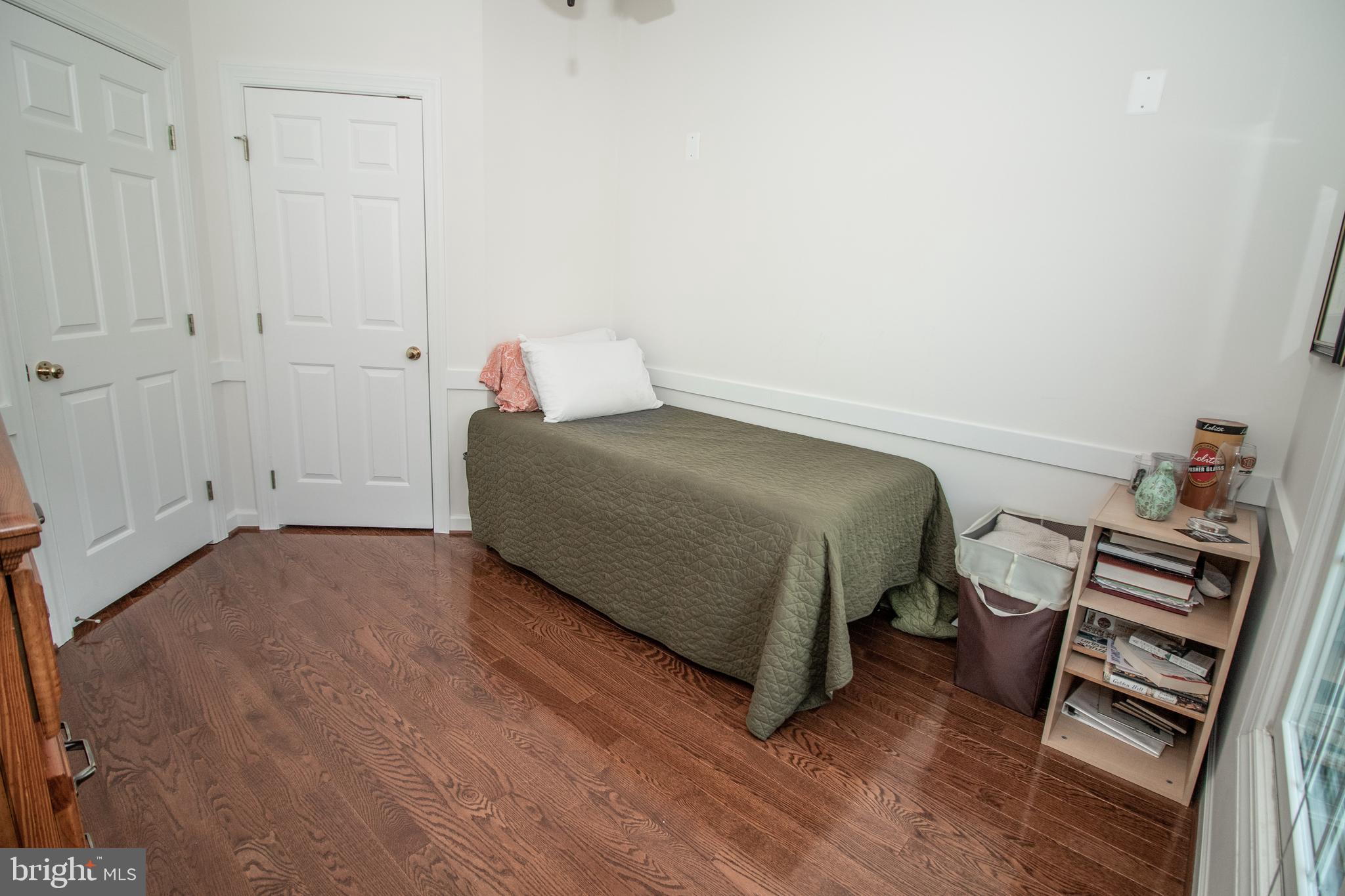 SOUTH RIDING - Residential